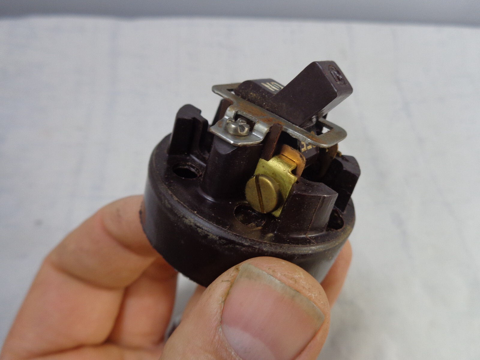 Monowatt Toggle Switch UL Bakelite Brown Round Wall Surface Mount Vintage