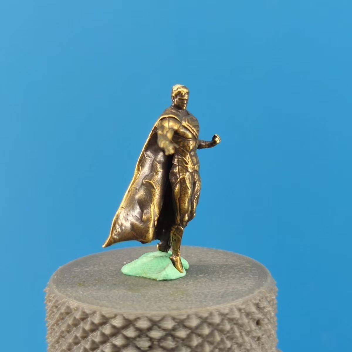 Mini Bronze Superman Figurine, DC Collectible Statue Decor Gift