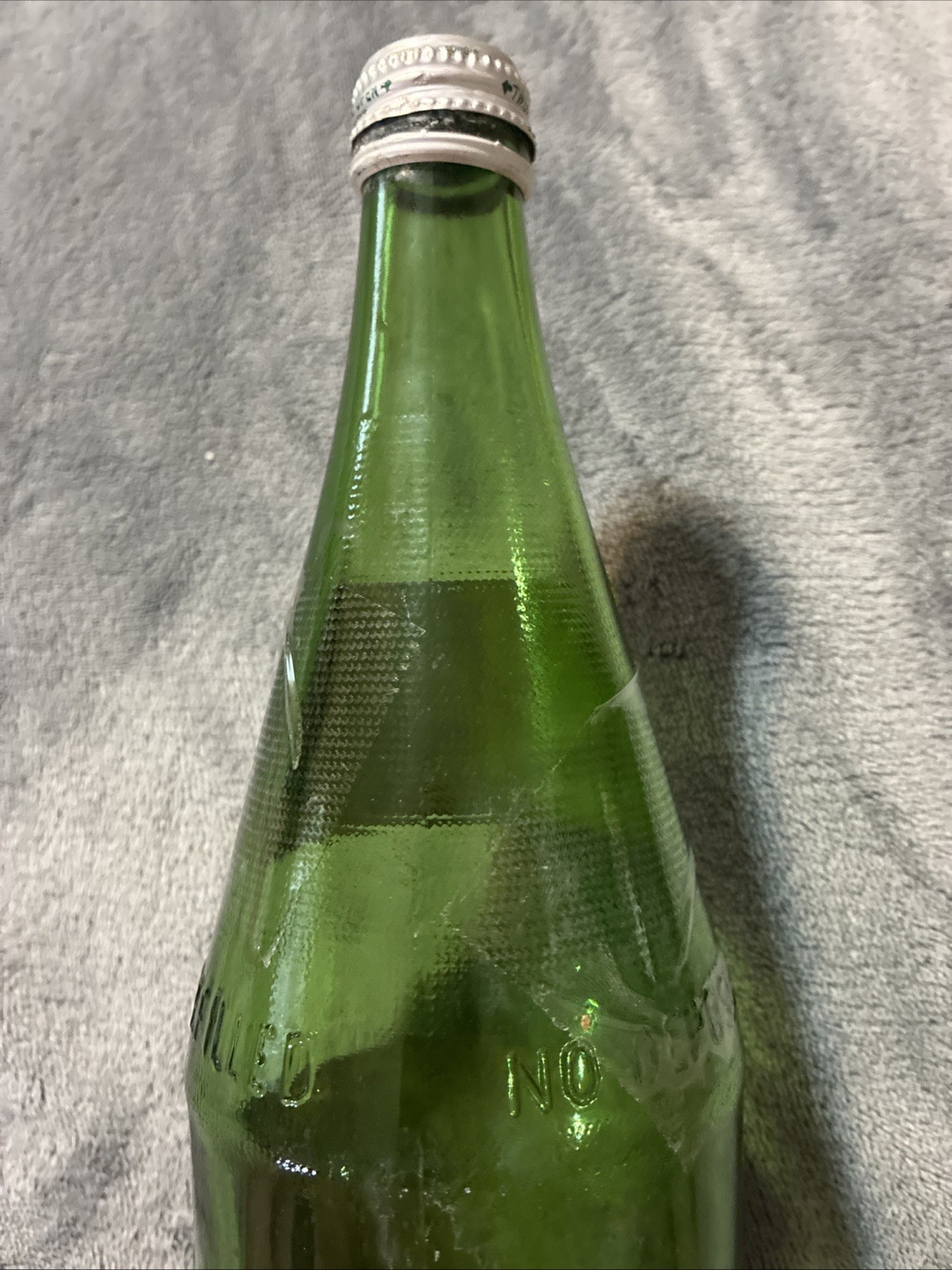 Vintage Sprite Double Paper Labels 28oz Soda Bottle: 1970–SC Tax Paid Stamp Cap