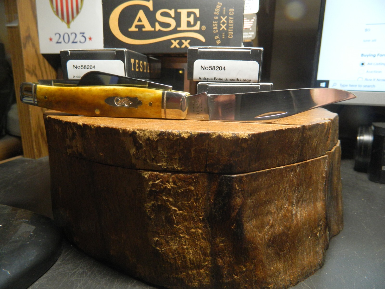 CASE & SONS 4.25″ LARGE STOCKMAN ANTIQUE BONE HANDLE 3 STAINLESS BLADES CA-58204
