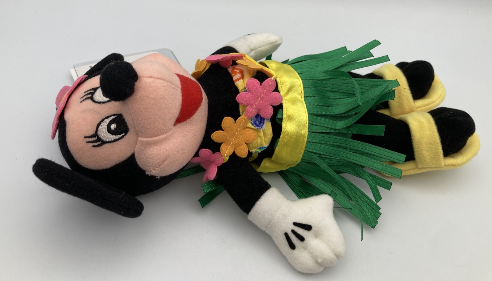 Vintage Disney Store HULA MINNIE MOUSE 8″ Plush Mini Bean Bag w/Tag
