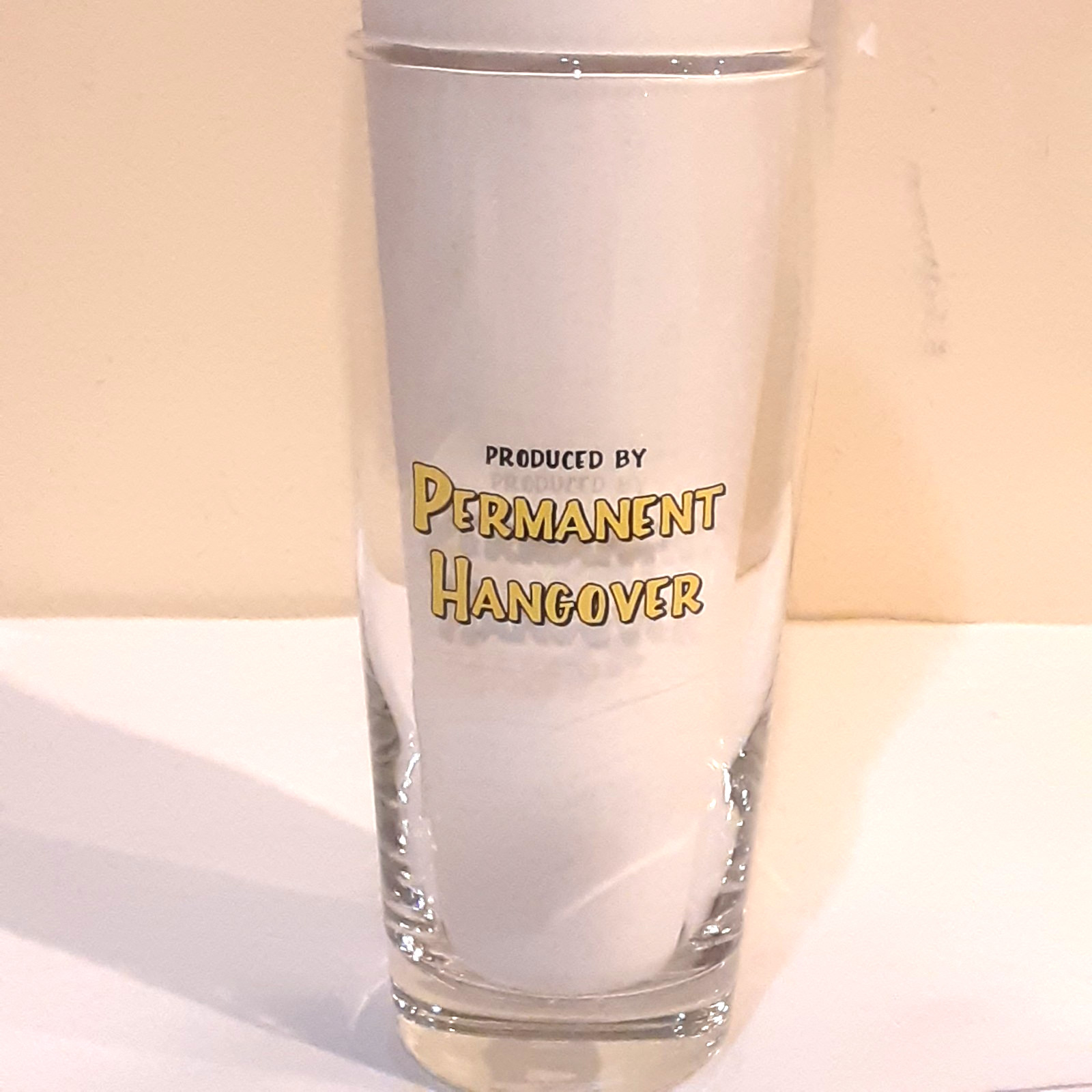 RARE PERMANENT HANGOVER “FULL HOUSE” PARODY BEER GLASS LIMITED