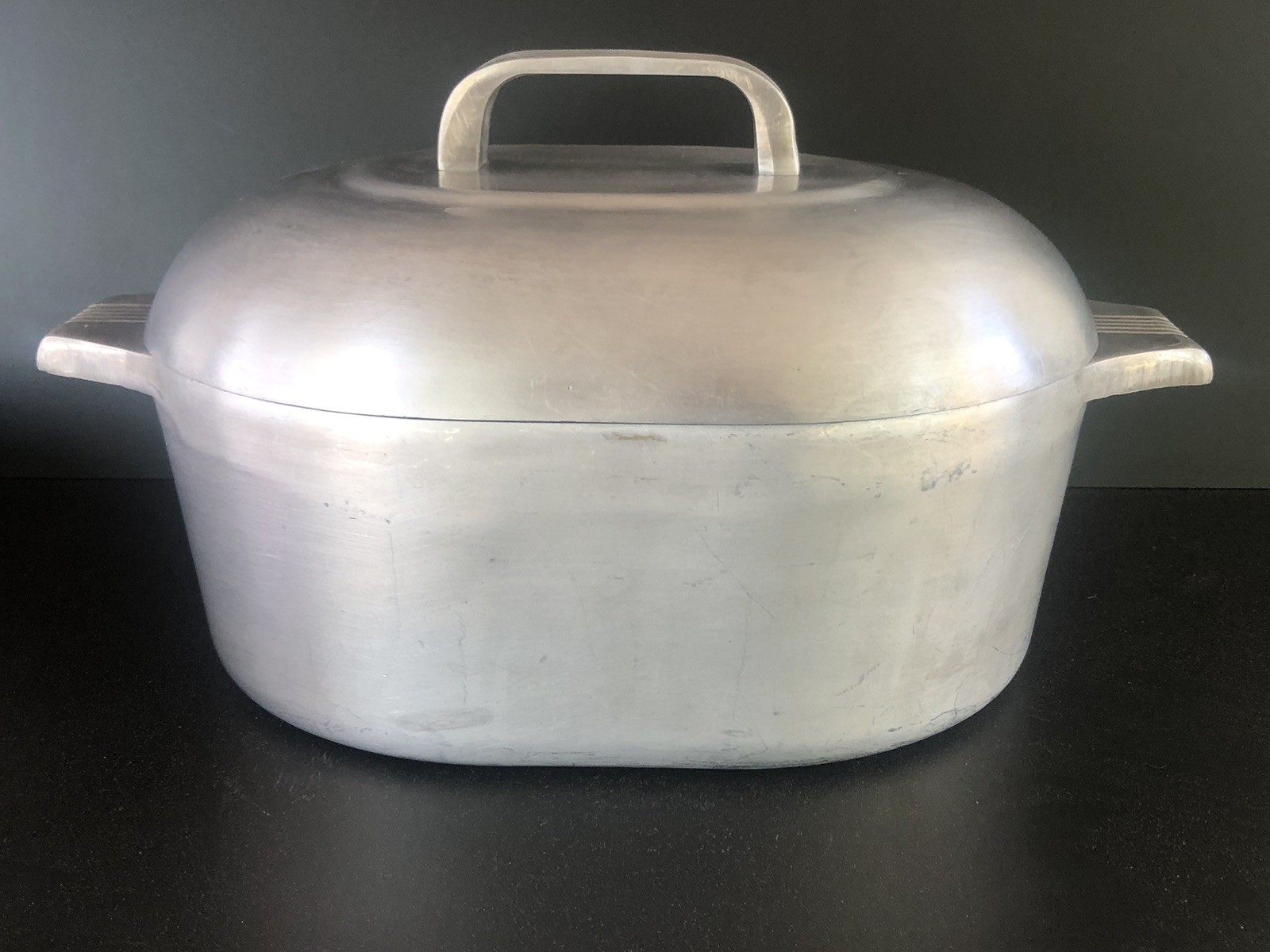 Wagner Ware Sidney O Magnalite 4263 4.5 Qt Oval Roasterette With Lid No Trivet