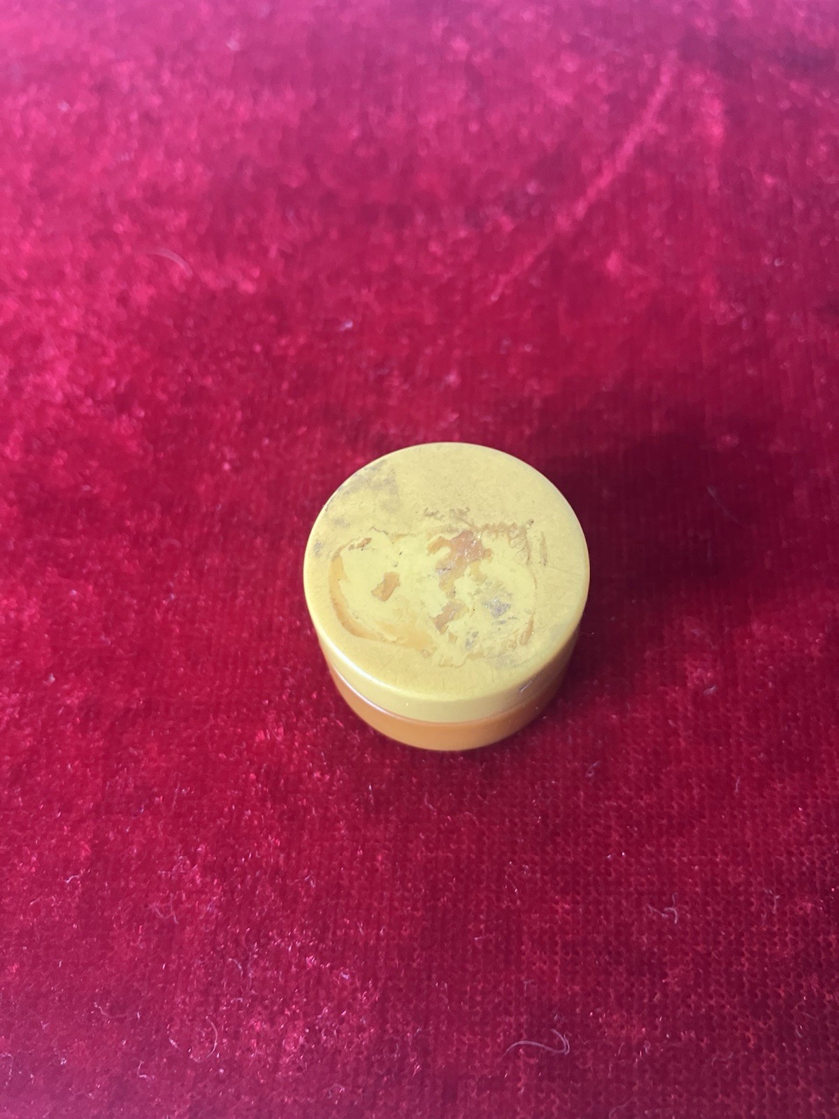Bakelite Vintage Plastic Butterscotch Yellow Painted Flowers Tiny Small Pill Box