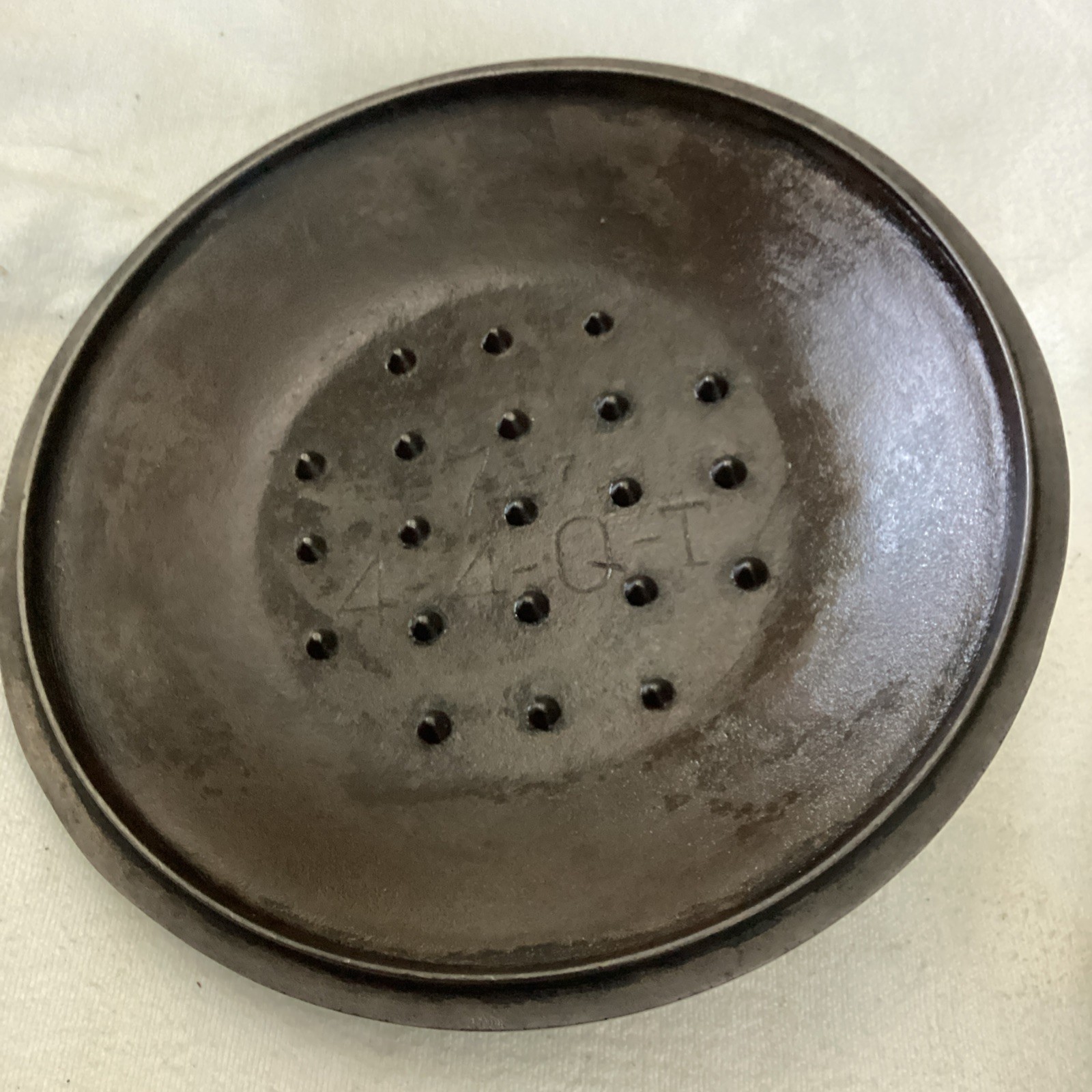 Cast Iron Dutch Oven Lid 4 4 QT 10″ Self Basting BSR Lodge Style