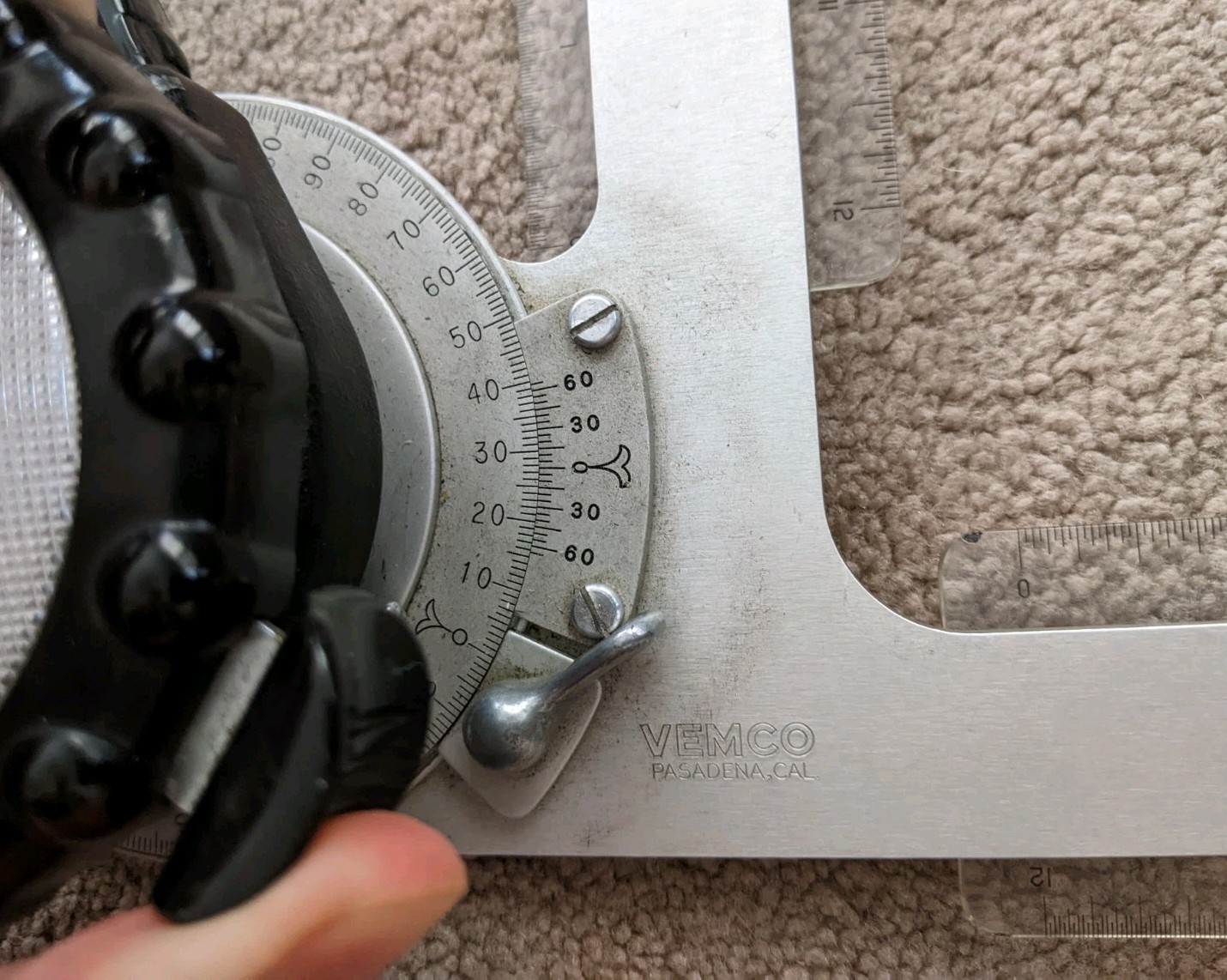 Vemco Drafting Machine 3300 18″ Right Hand 2 – 12″ Scales Rulers Pasadena USA