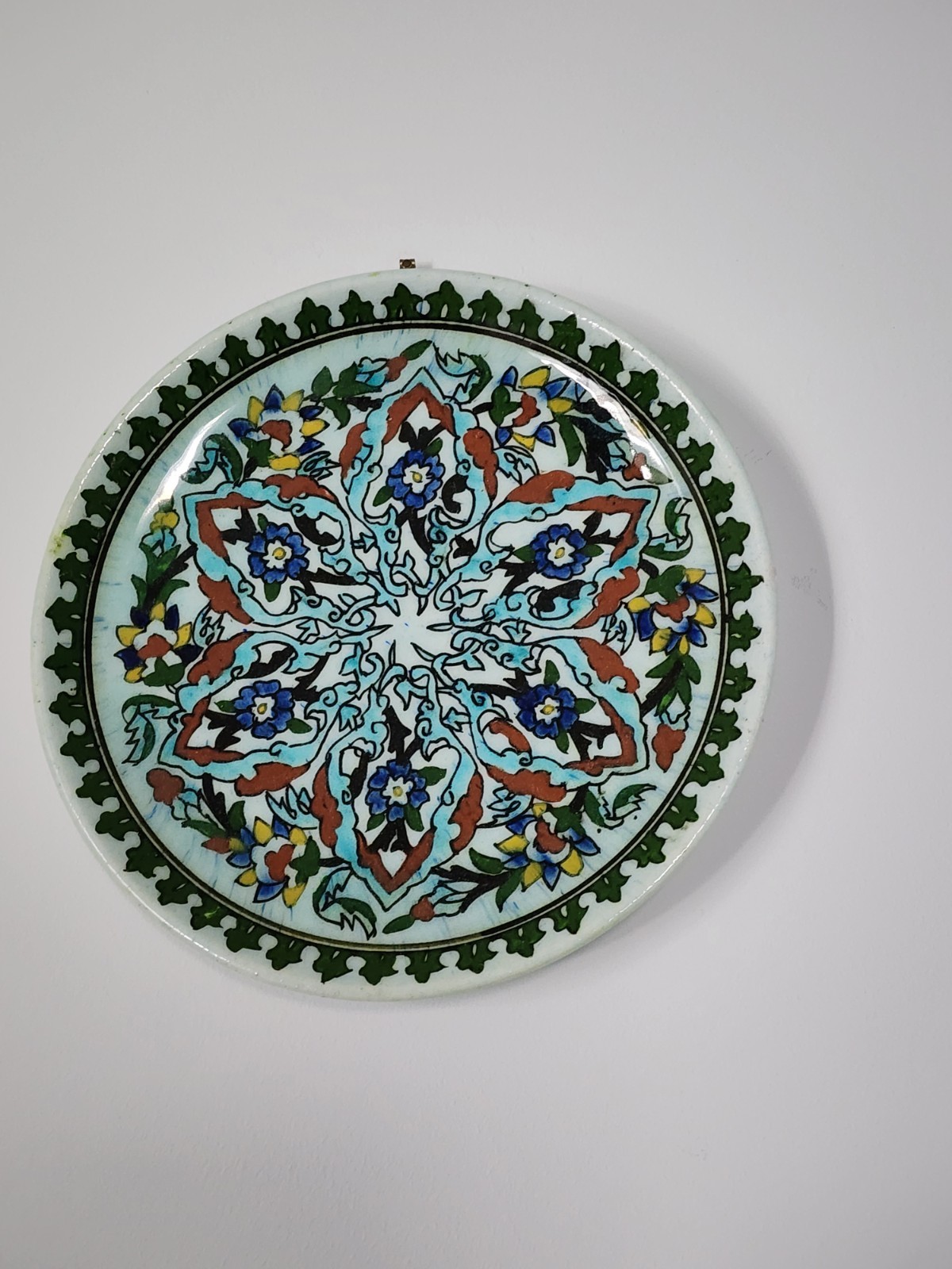 Turkish Kutahya Hand Painted Ceramic Plate 8.75” Iznik Style Floral Turkiye
