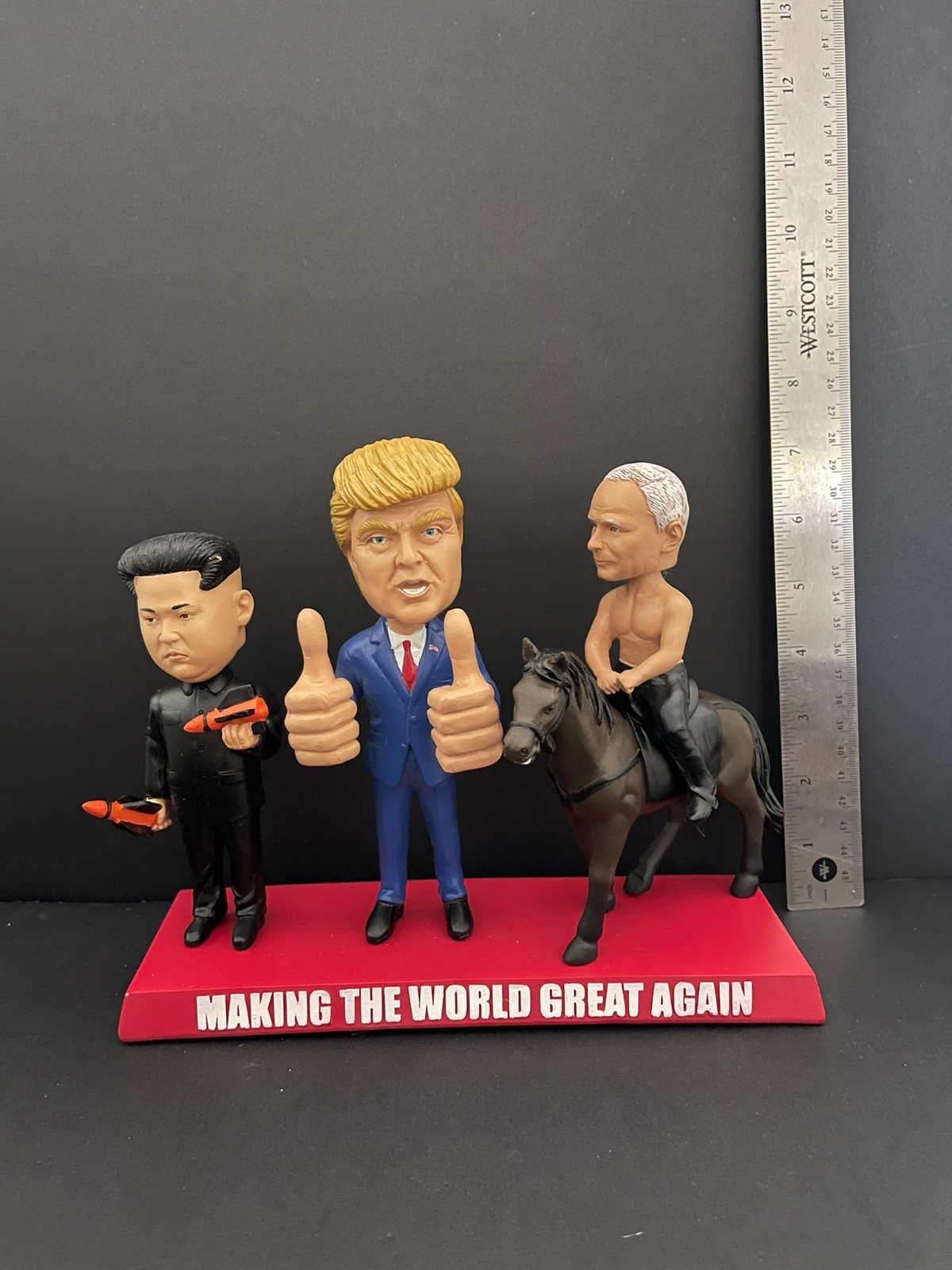 NEW RARE L/E Kollectico Political Legends Trio Bobbleheads KIM TRUMP PUTIN /2500