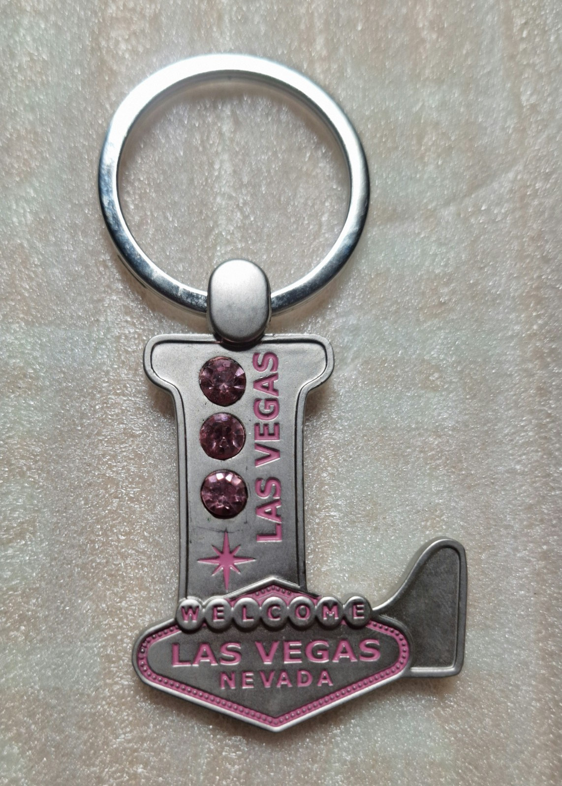 Las Vegas Nevada Welcome Sign Boot Keychain, Silver Pink Rhinestones, Metal