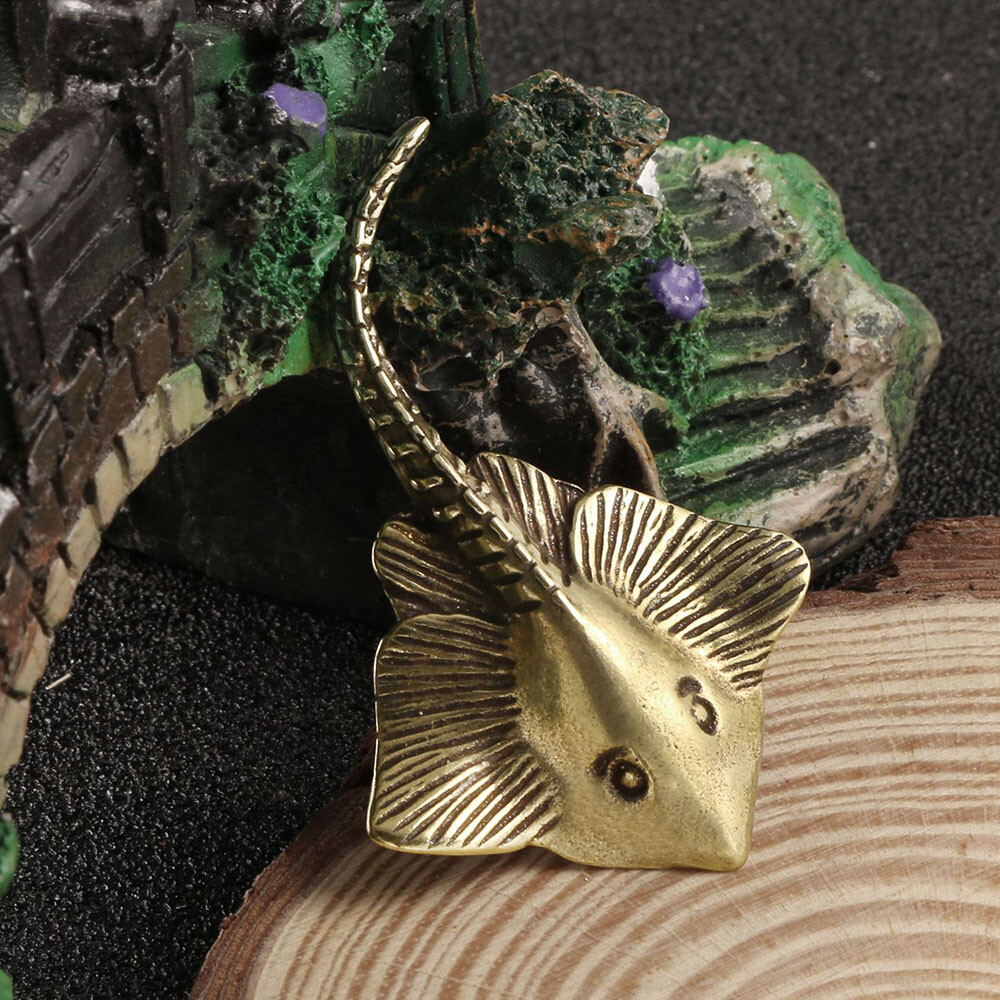New Brass Devilfish Statue Small Fish Animal Ornament Toys Desktop Decoration