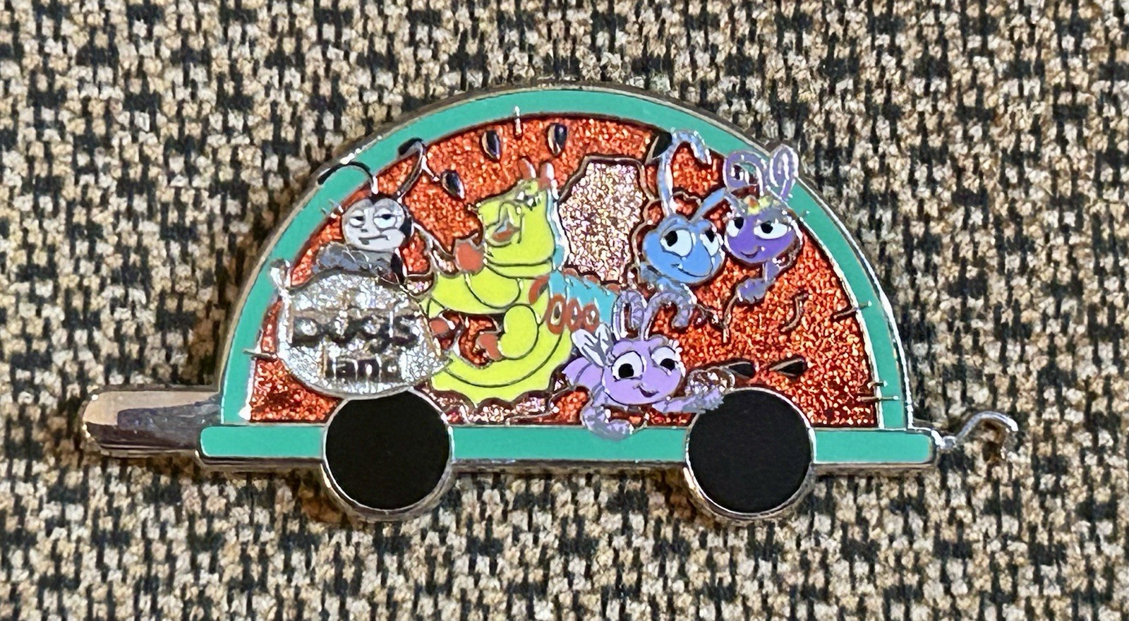 Disney DLR Disneyland Train Mystery Set Bugs Land Life Flik Heimlich Dot Pin LR