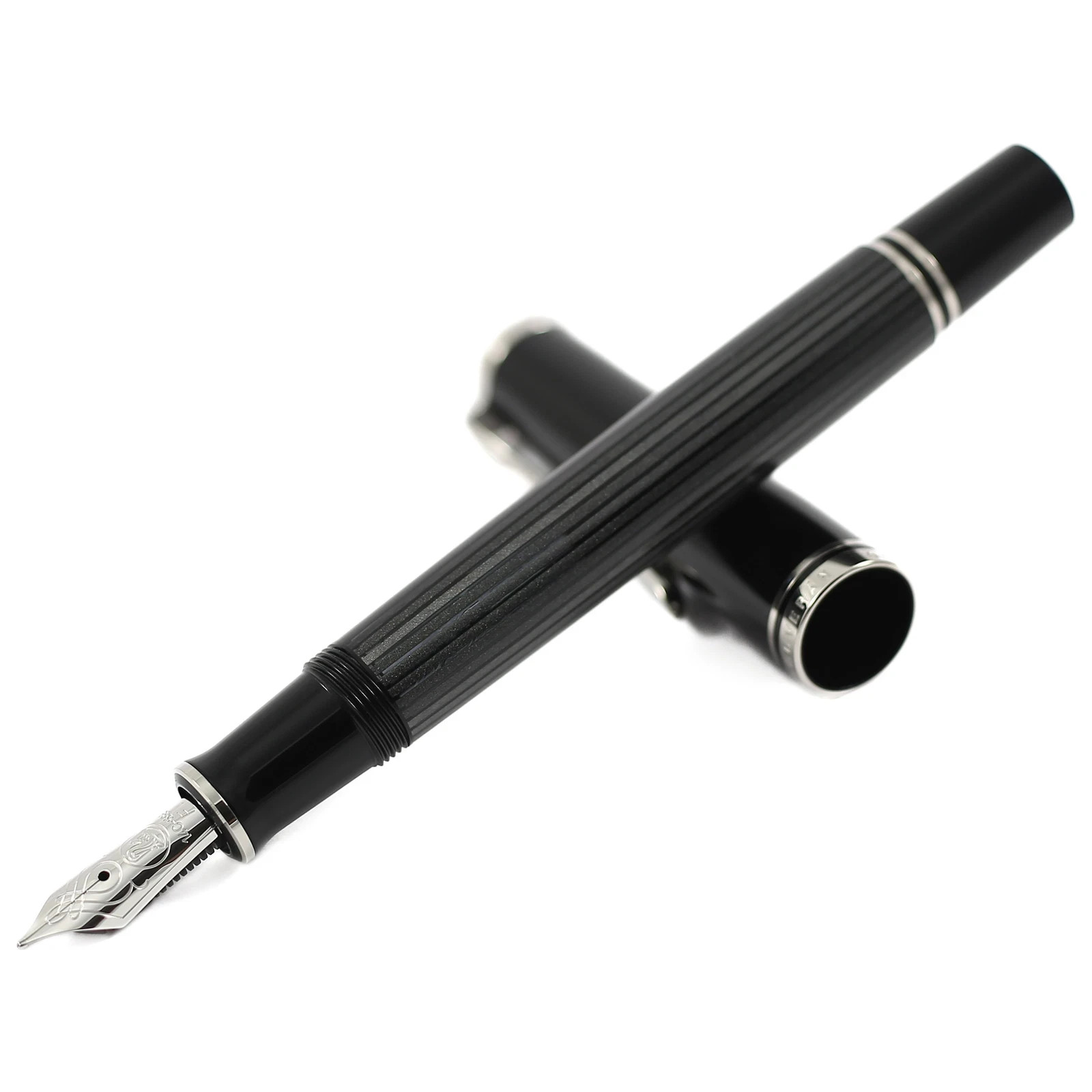 Pelikan Souverän® M605 Stresemann Fountain Pen 14K gold F nib Fine f