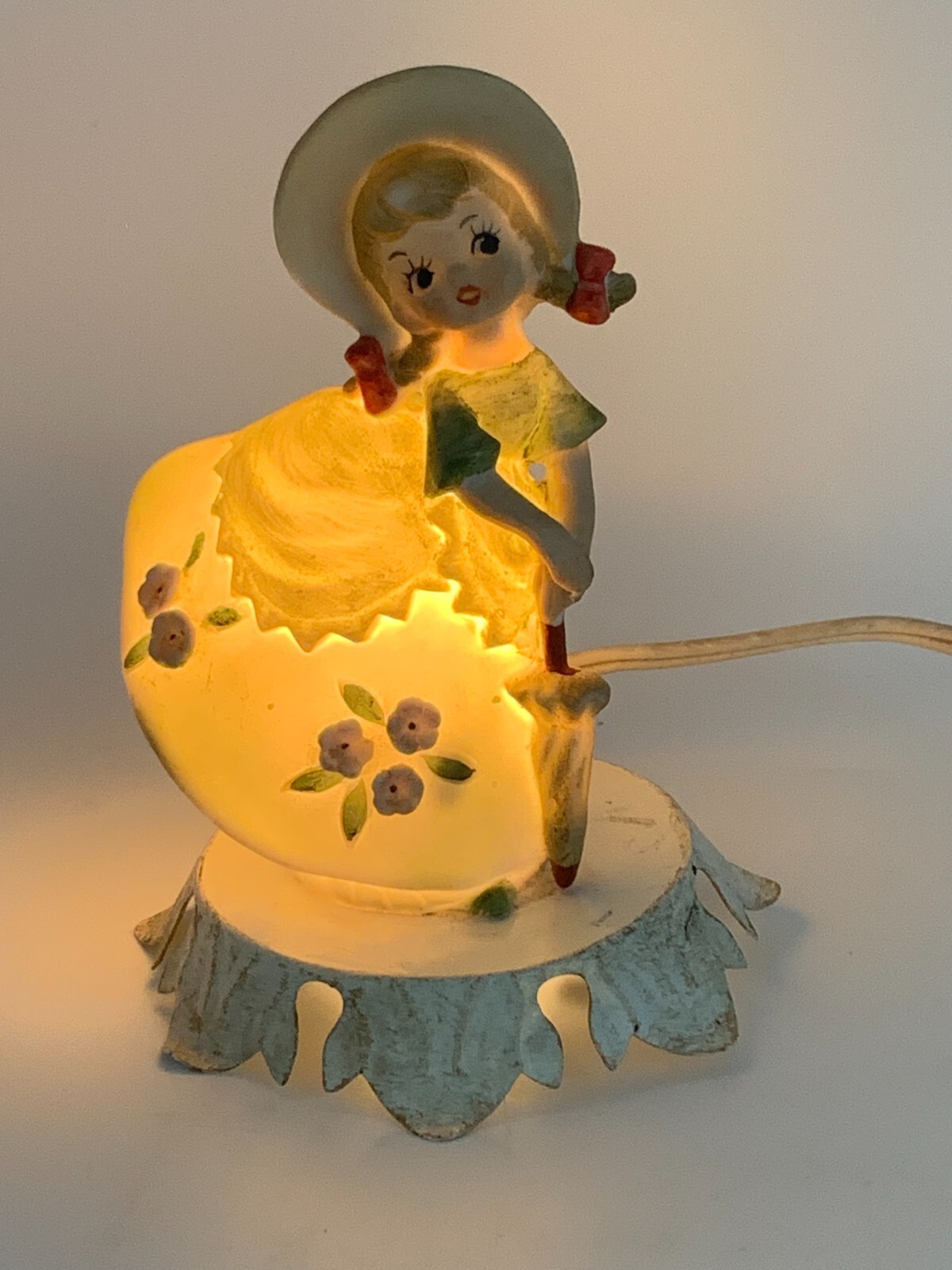 Underwriters’ Laboratories Southern Belle Figurine Night Light Ceramic VTG Rare