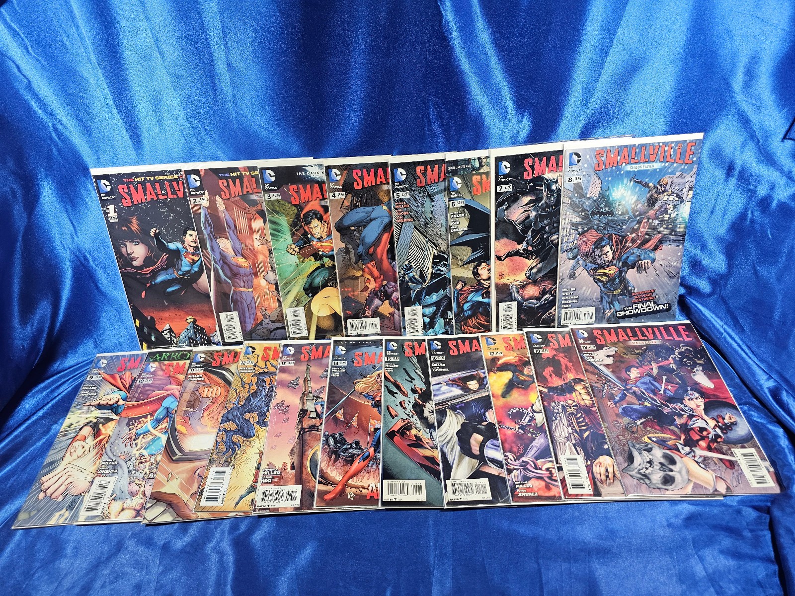 Smallville Season 11 Comic 2012-2014 Complete Set 1-19 Mid Grade Reader Set