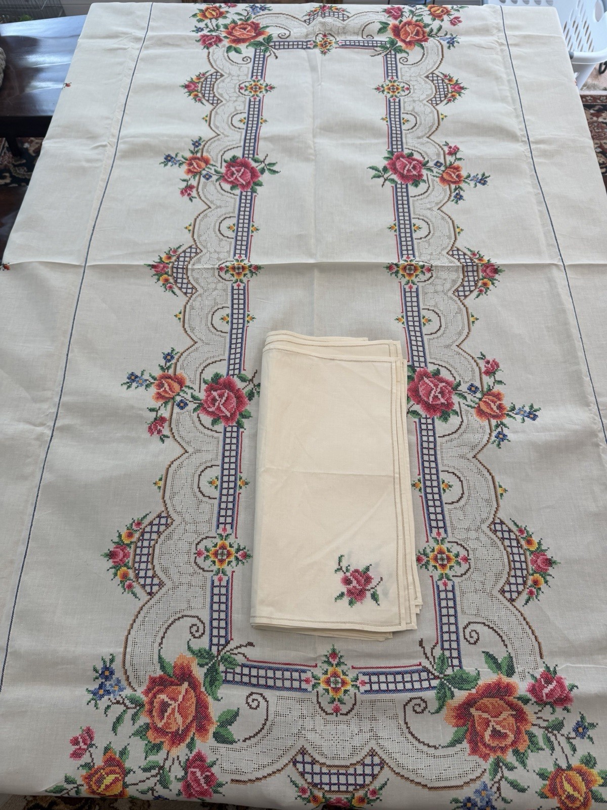 Vintage Floral Cross-Stitch Tablecloth Set W/ 12 Napkins 100” x 64” Large Ecru