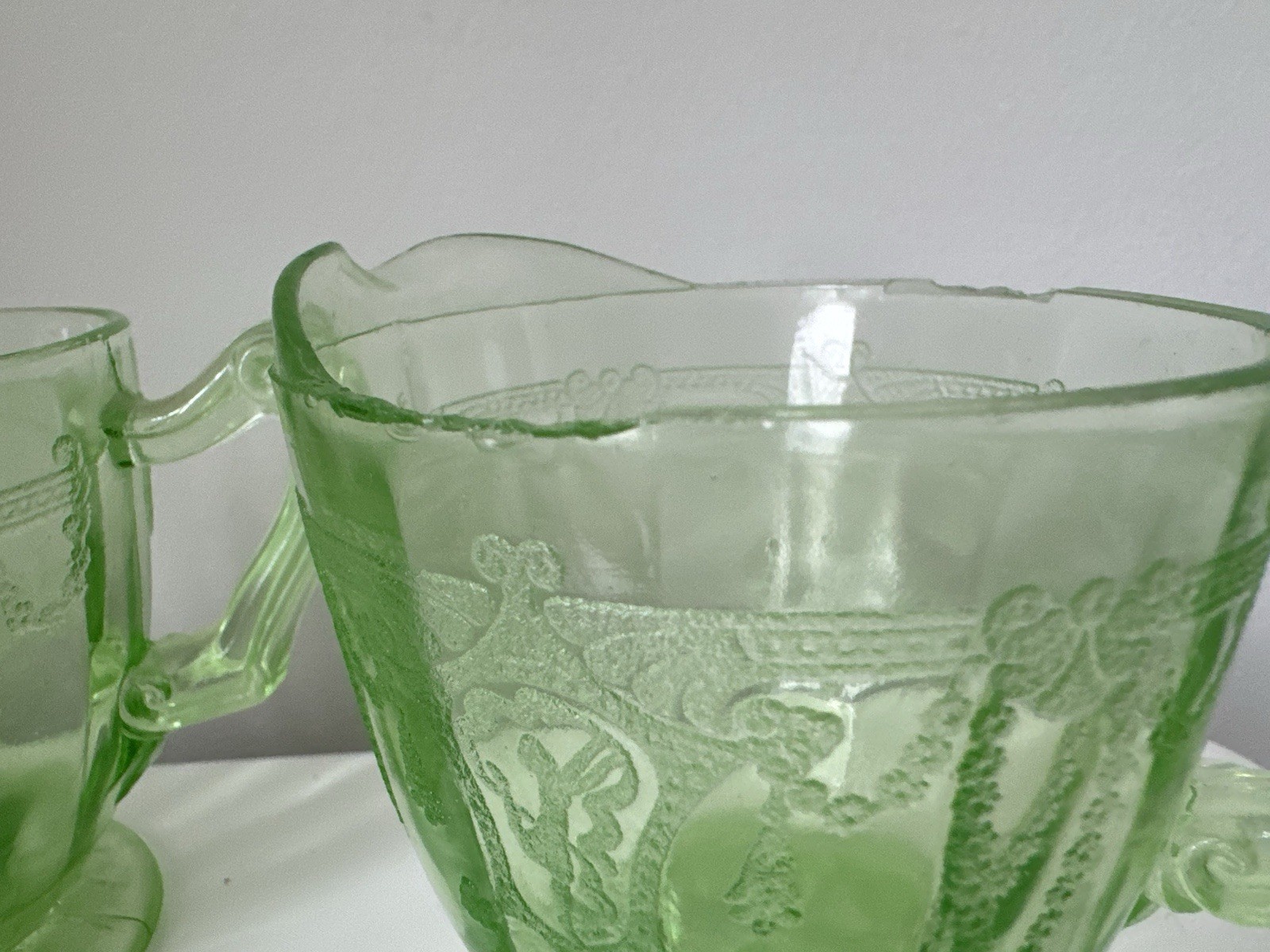 Uranium Depression Glass Anchor Hocking Cameo Ballerina creamer & sugar set GLOW