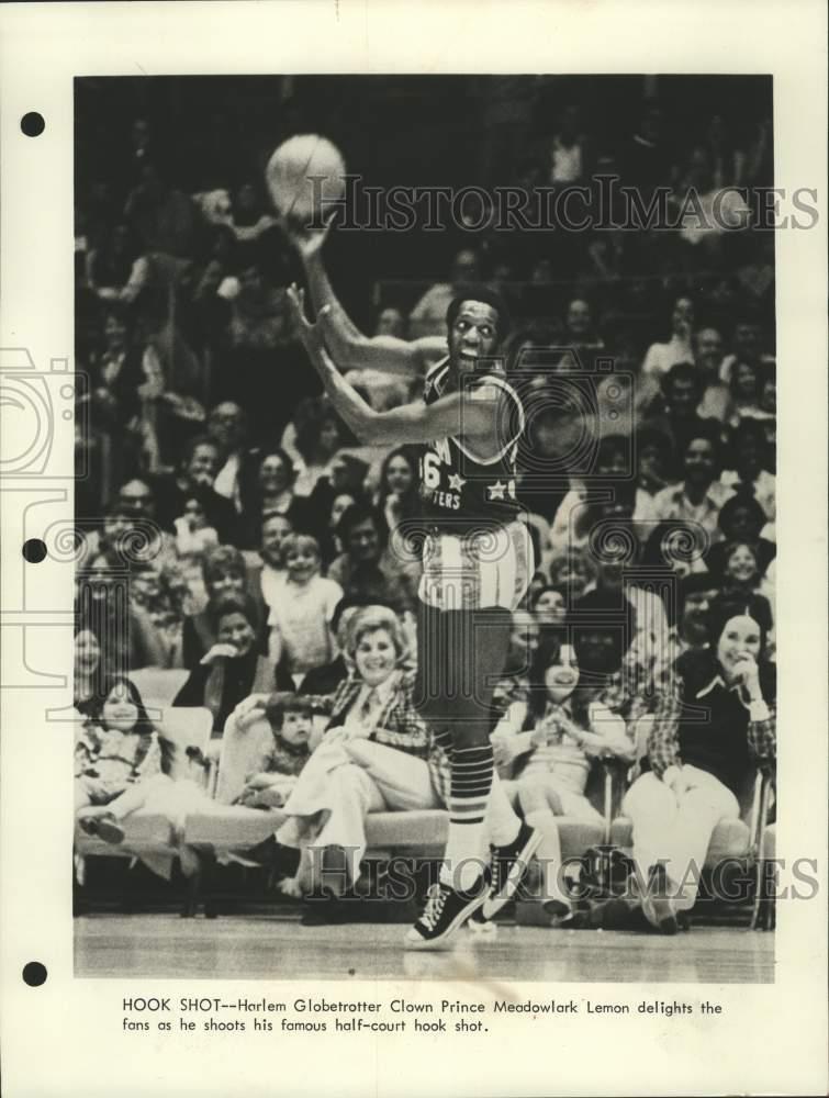 1974 Press Photo Meadowlark Lemon of the Harlem Globetrotters – mjx82415