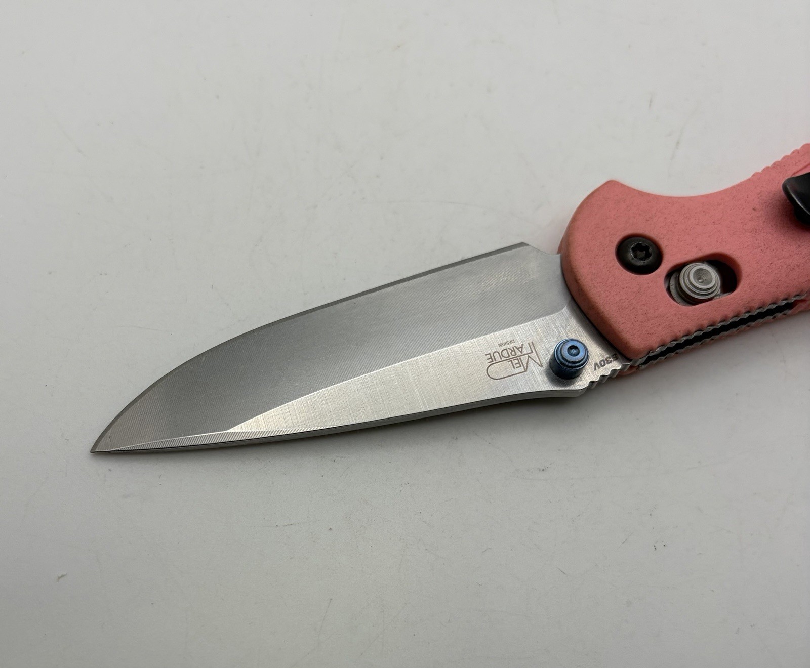 Rare Pink Benchmade Mini Griptilian 556 Mel Pardue Pocket Knife – Branded