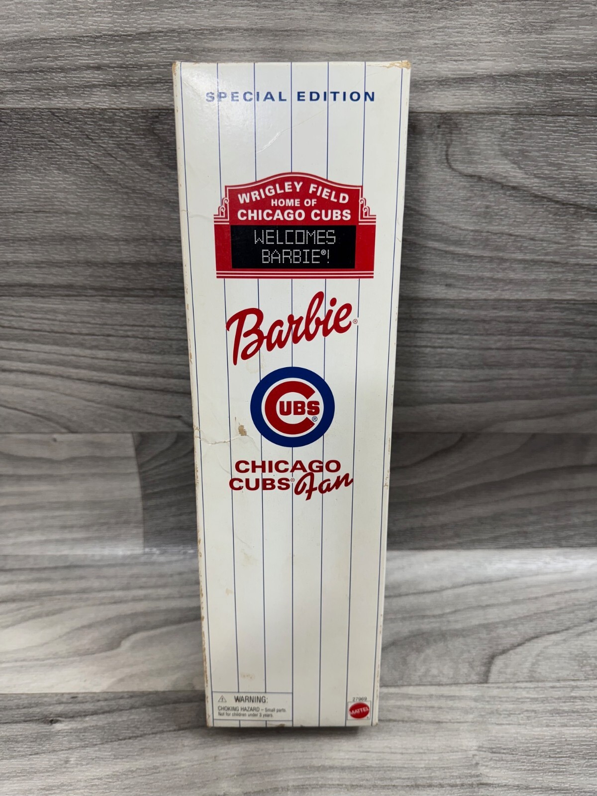 CHICAGO CUBS LIMITED EDITION 2000 #27969 GAME DAY BARBIE CHICAGO CUBS FAN