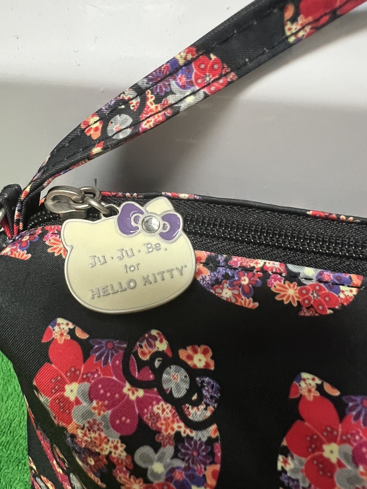 Hello Kitty Shoulder Clutch Bag
