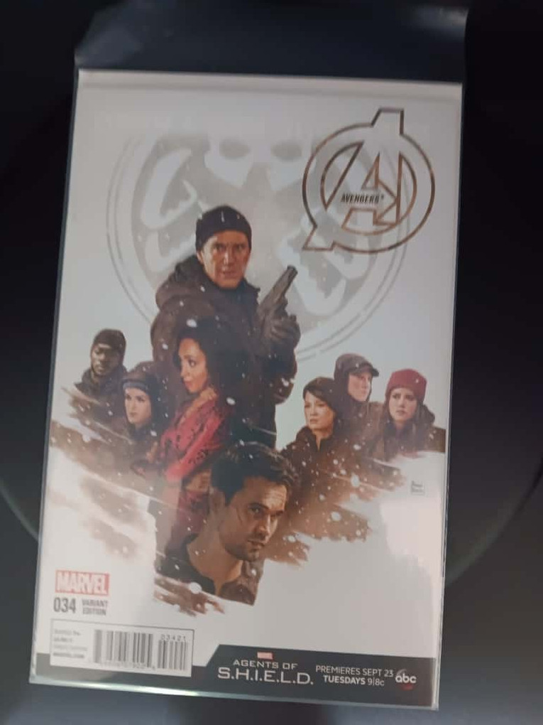 The Avengers #34 Variant Edition-Marvel’s Agents of S.H.I.E.L.D.-Paolo Rivera…