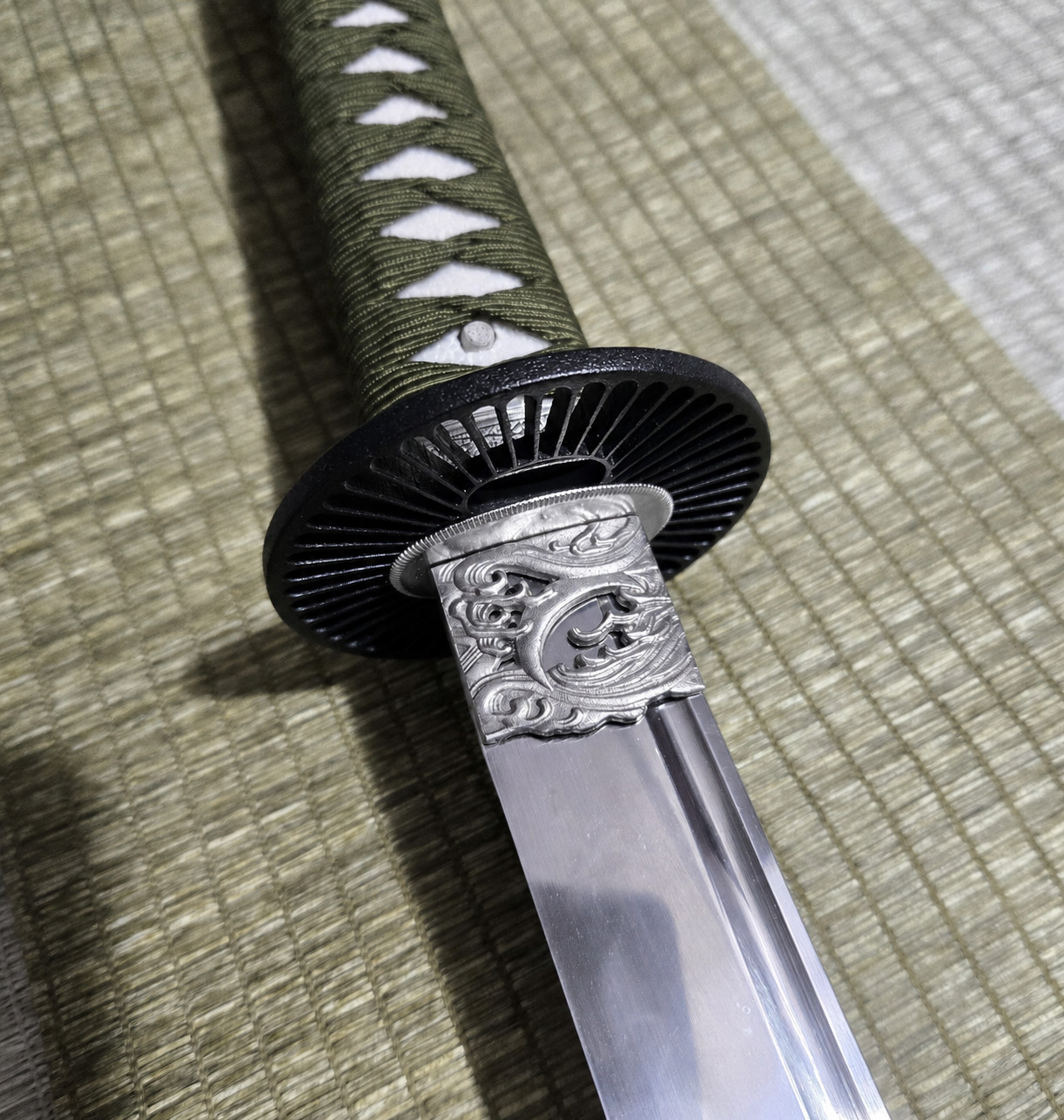ShadowDancer Katana T10 Steel Clay tempered silver fittings Samurai Sword