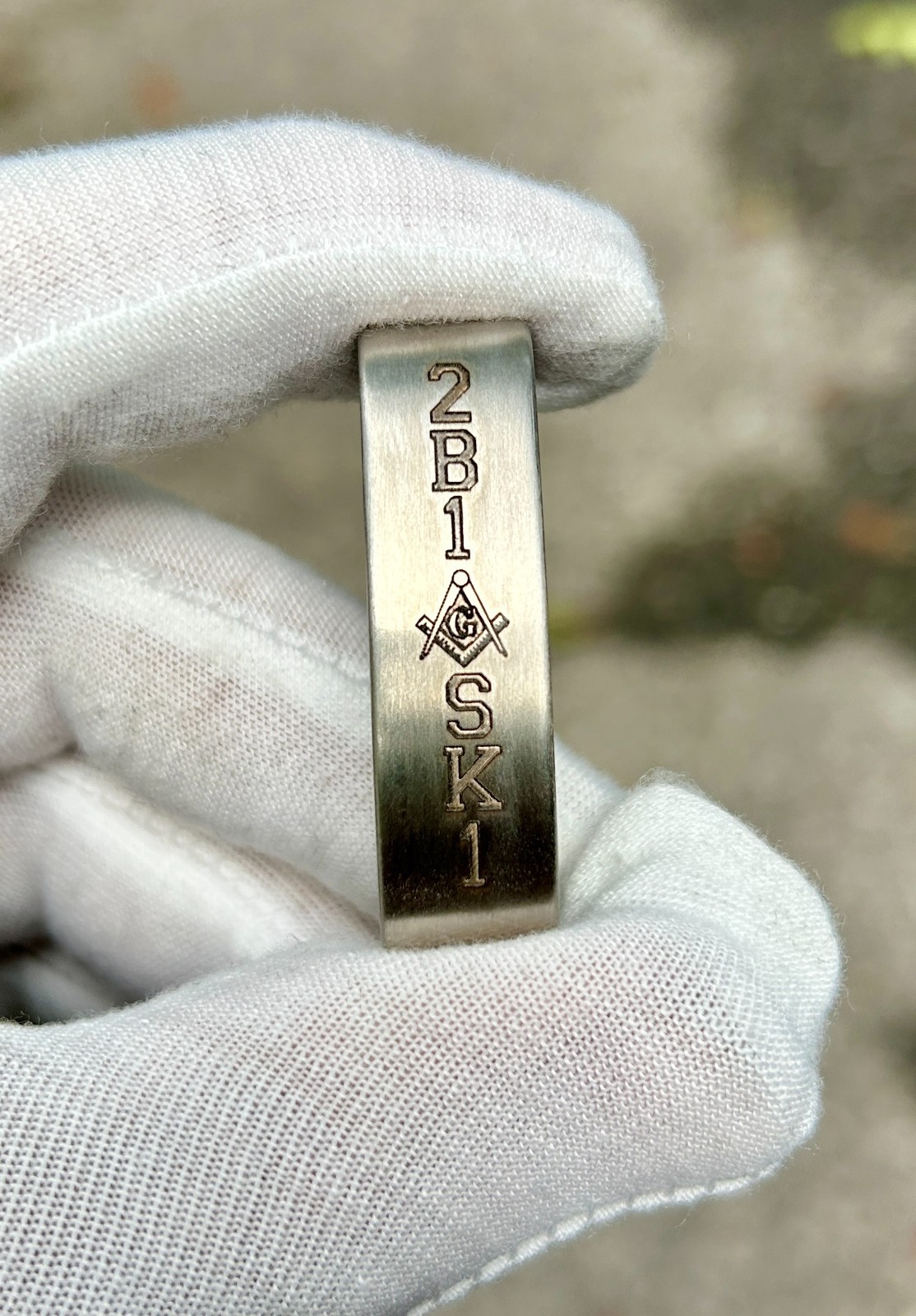 Stainless Engraved 2B1ASK1 Mason Belt Loop | 1.5″ Width | Freemason Accessory