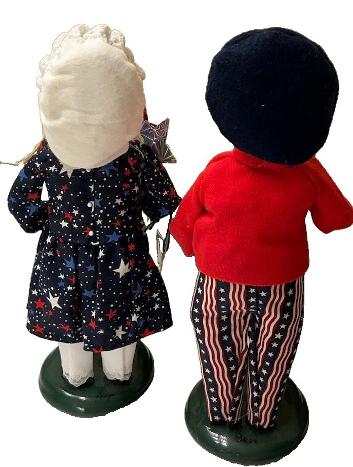 Byers’ Choice Ltd Carolers-Patriotic Girl & Boy-Set of 2-Limited Ed-NEW