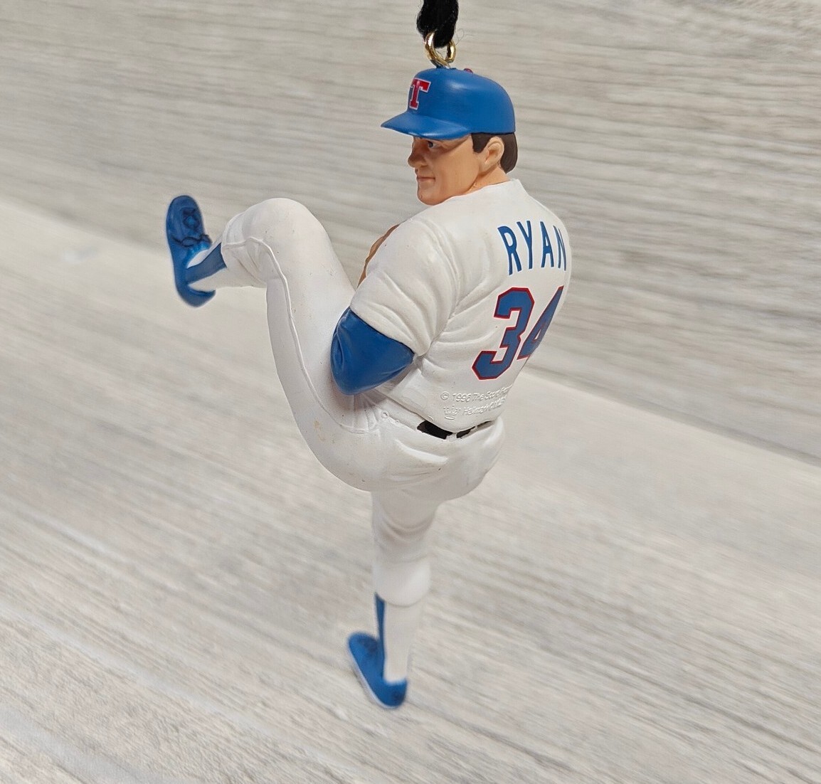 Hallmark 1996 Keepsake Ornament At Ballpark Nolan Ryan Texas Rangers 34