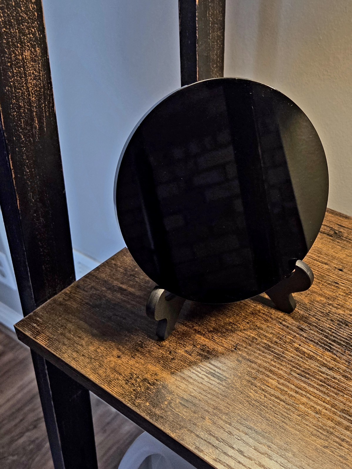 Obsidian Mirror 15 cm, round, with stand, Black Mirror