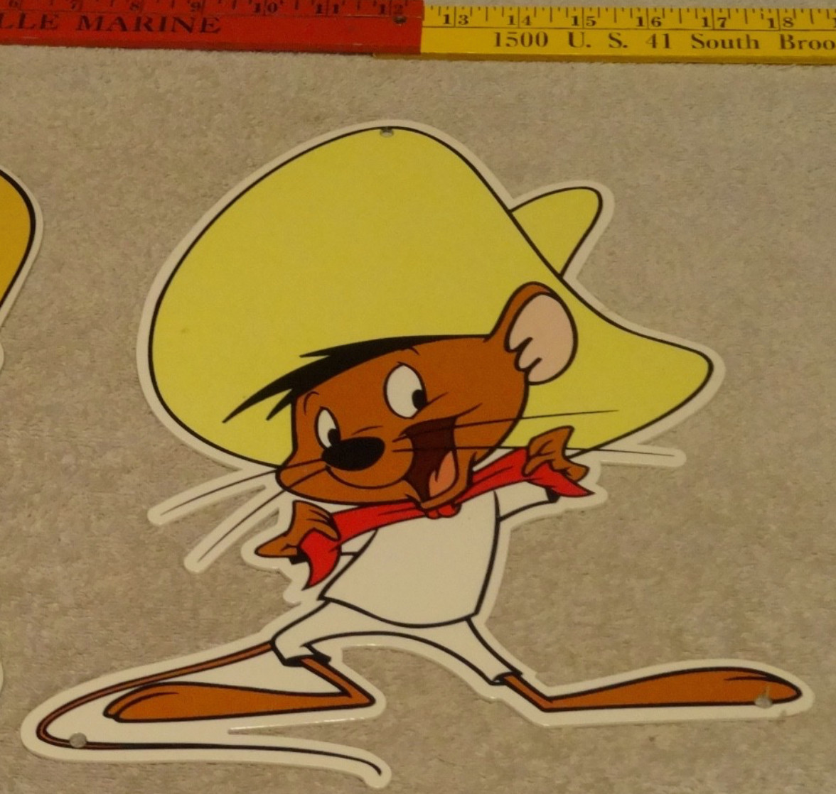 VINTAGE SPEEDY GONZALES YELLOW HAT LOONEY TUNES MOUSE METAL MERRIE MELODIES SIGN