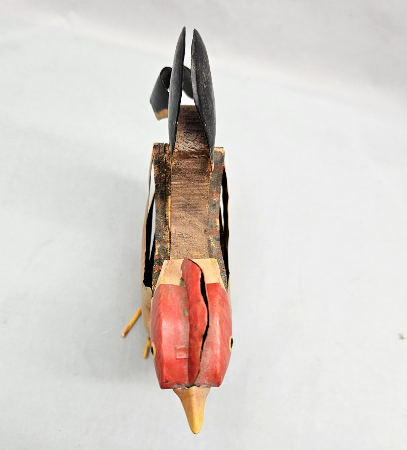 Rustic Farmhouse Chicken Mixed Material Handmade Wood Scrap Metal Wire Legs