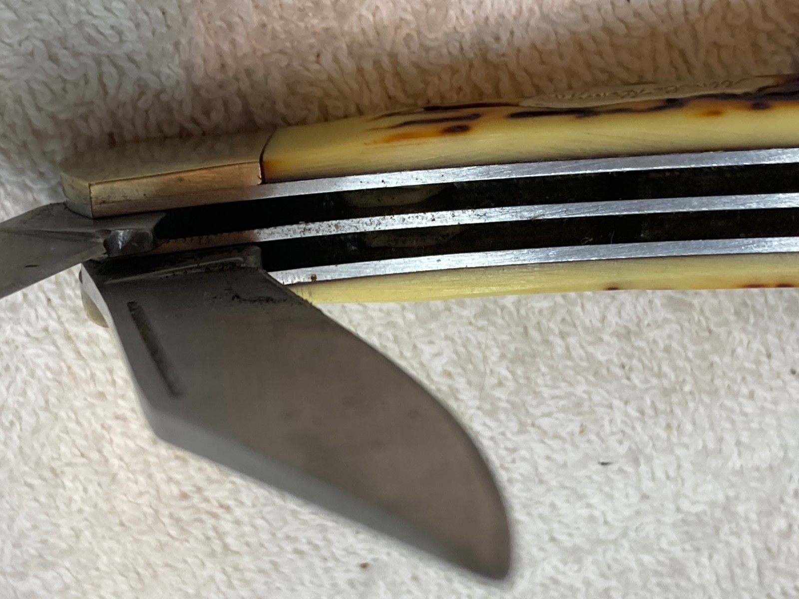 SCHRADE UNCLE HENRY 2 blade PEANUT STAGLON Good Condition