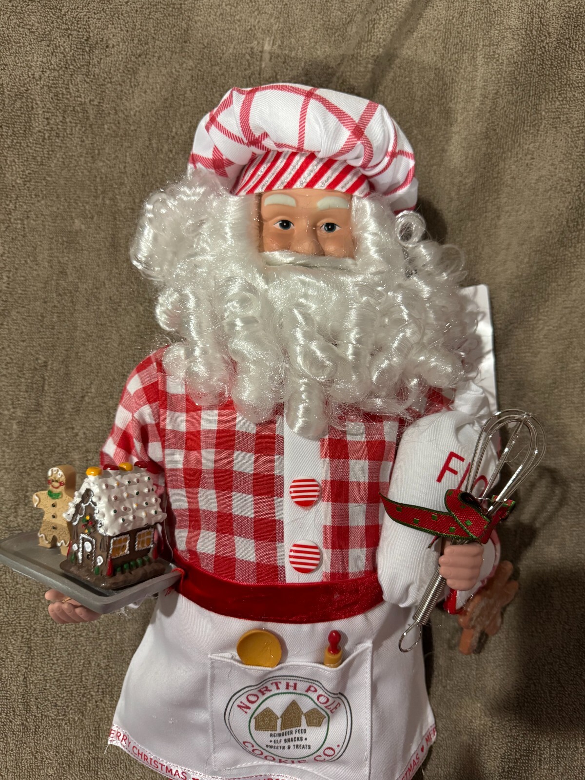 North Pole Trading Co. Santa Claus Figurine Baker 18″L