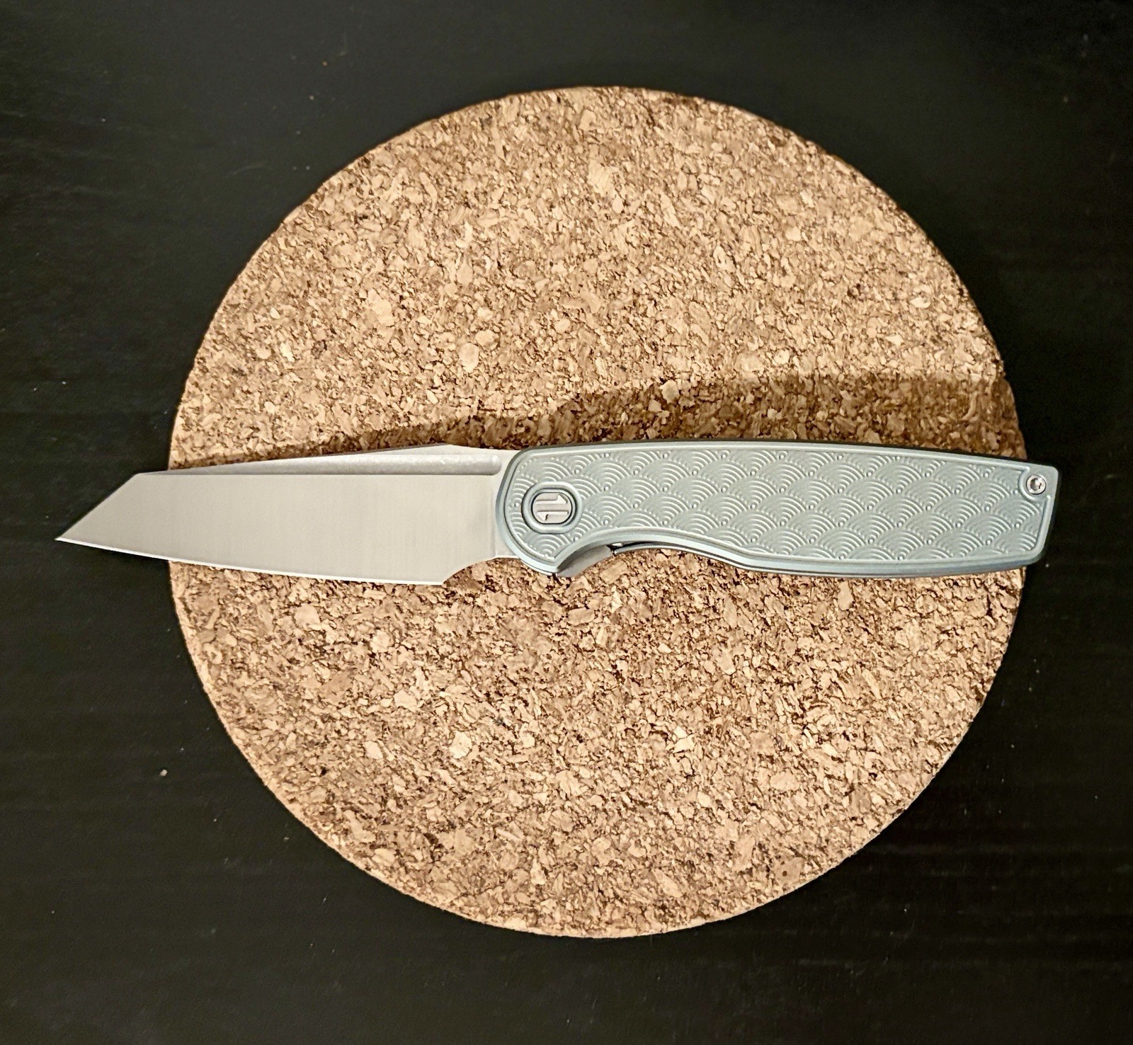 Custom anodized titanium EDC knife – Green – 3.38″ Satin blade