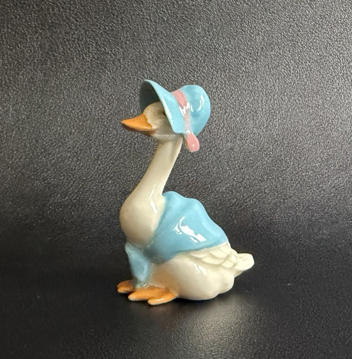 VTG Hagen Renaker New Mother Goose Bird Blue Porcelain Figurine #2057 Miniature