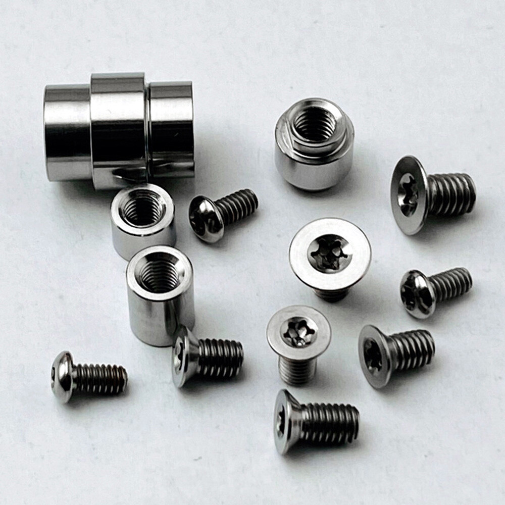 Titanium Screws, Pivot kit, & Lanyard Tube For Spyderco Paramilitary PM2 NEW