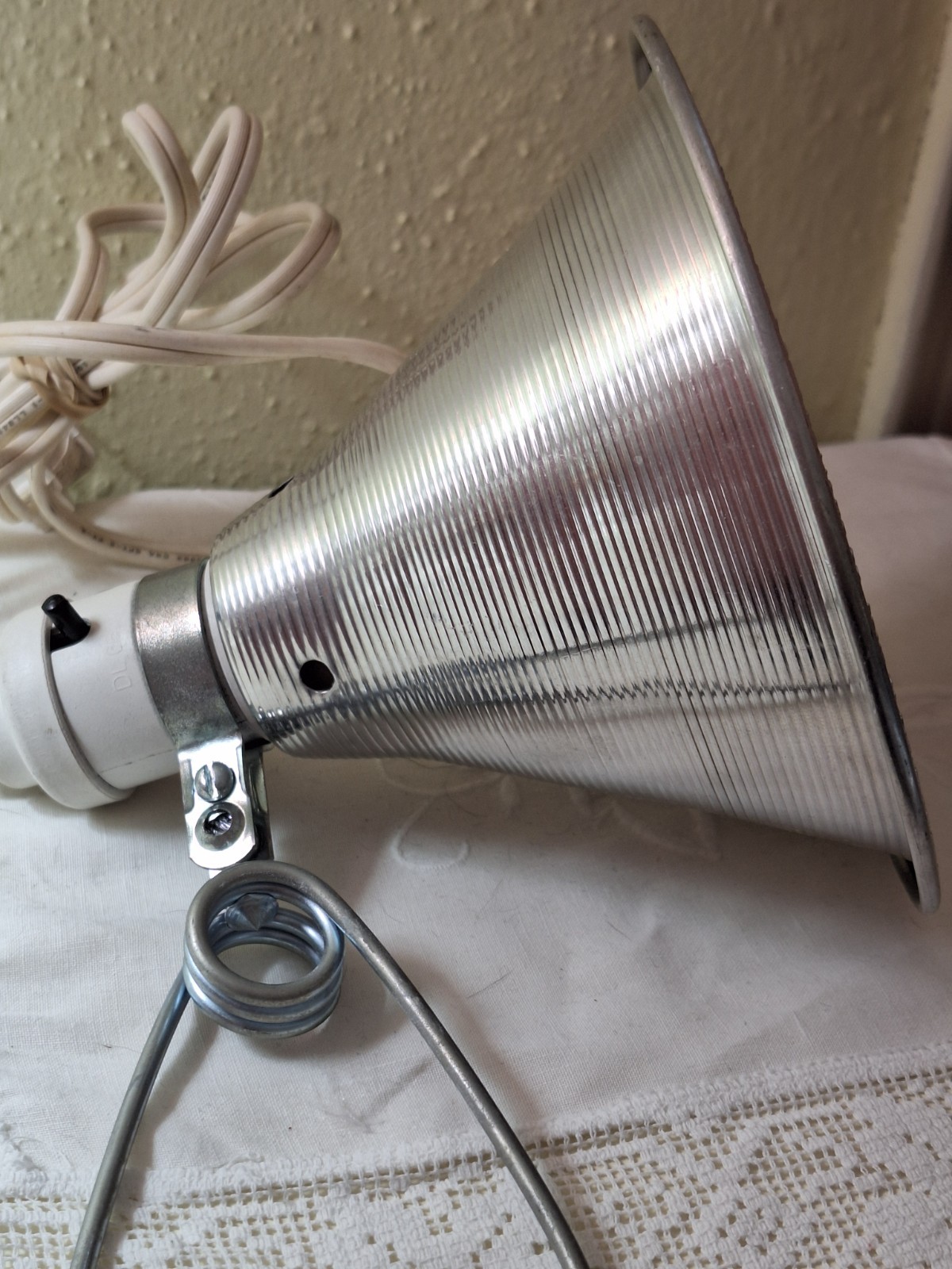 Vintage Metal Industrial Light Small Task Lamp Shop Work Underwriters Lab