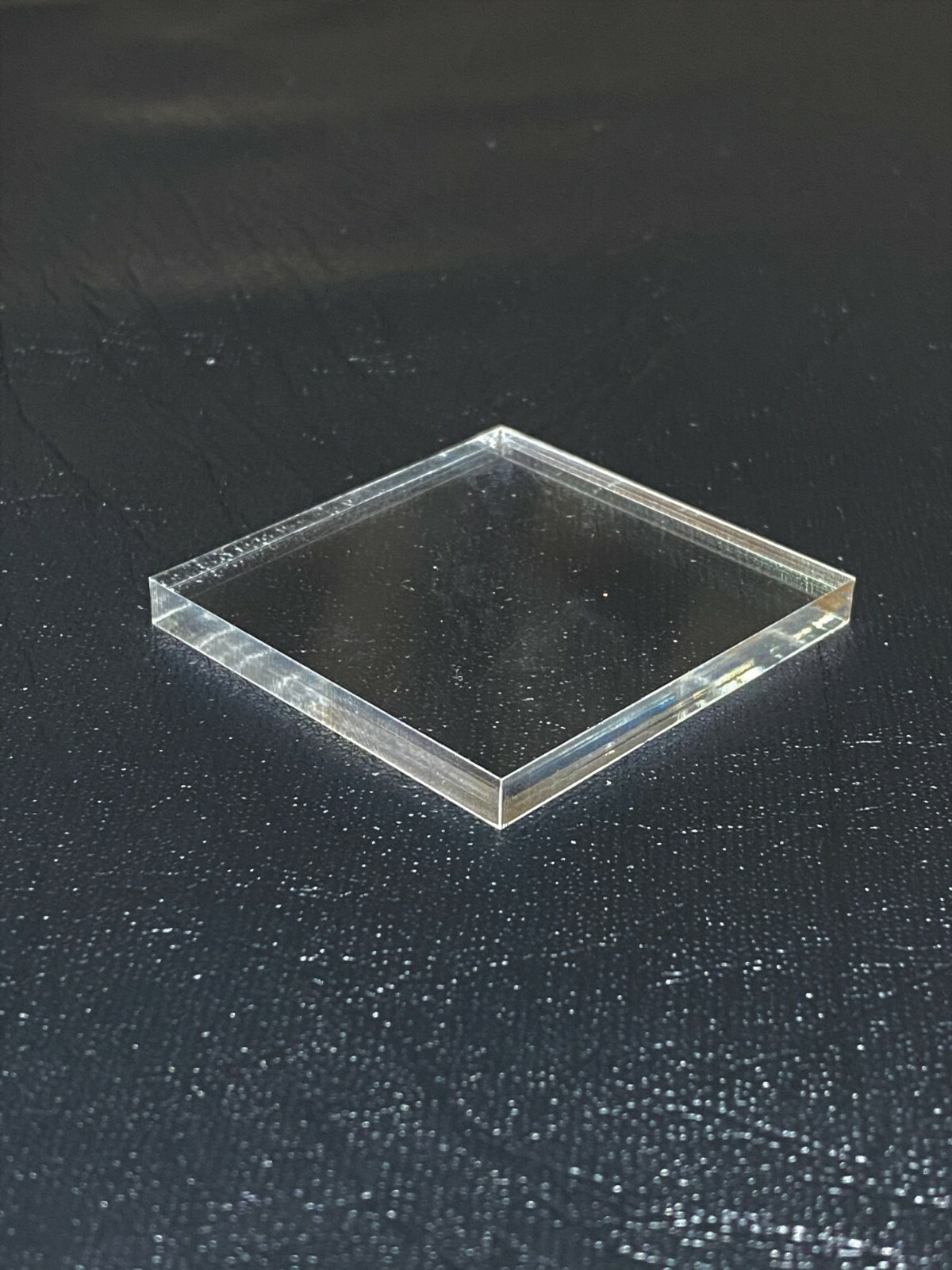 Clear Acrylic Circle & Square Bases Stands Mineral Collectible Mounting Display