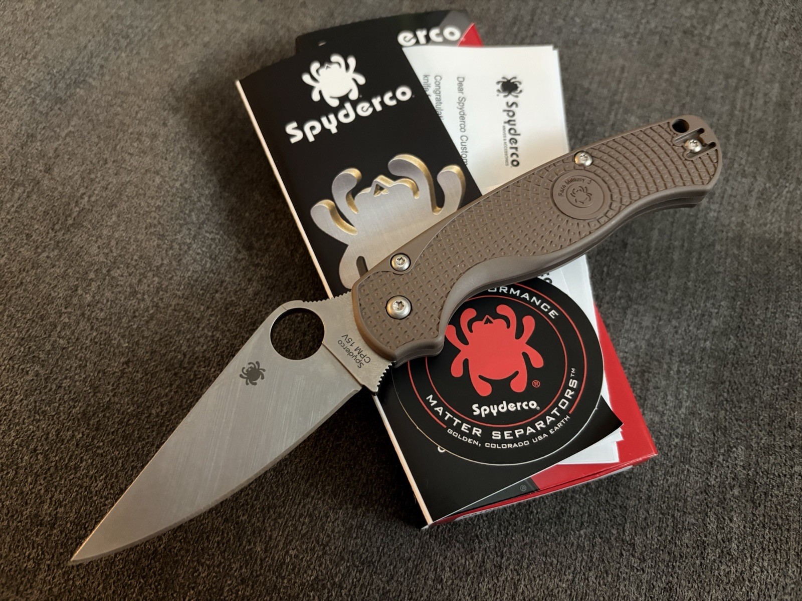 Spyderco Paramilitary 2 LW Sprint Run CPM-15V Plain Blade Brown FRN C81PBN15V2