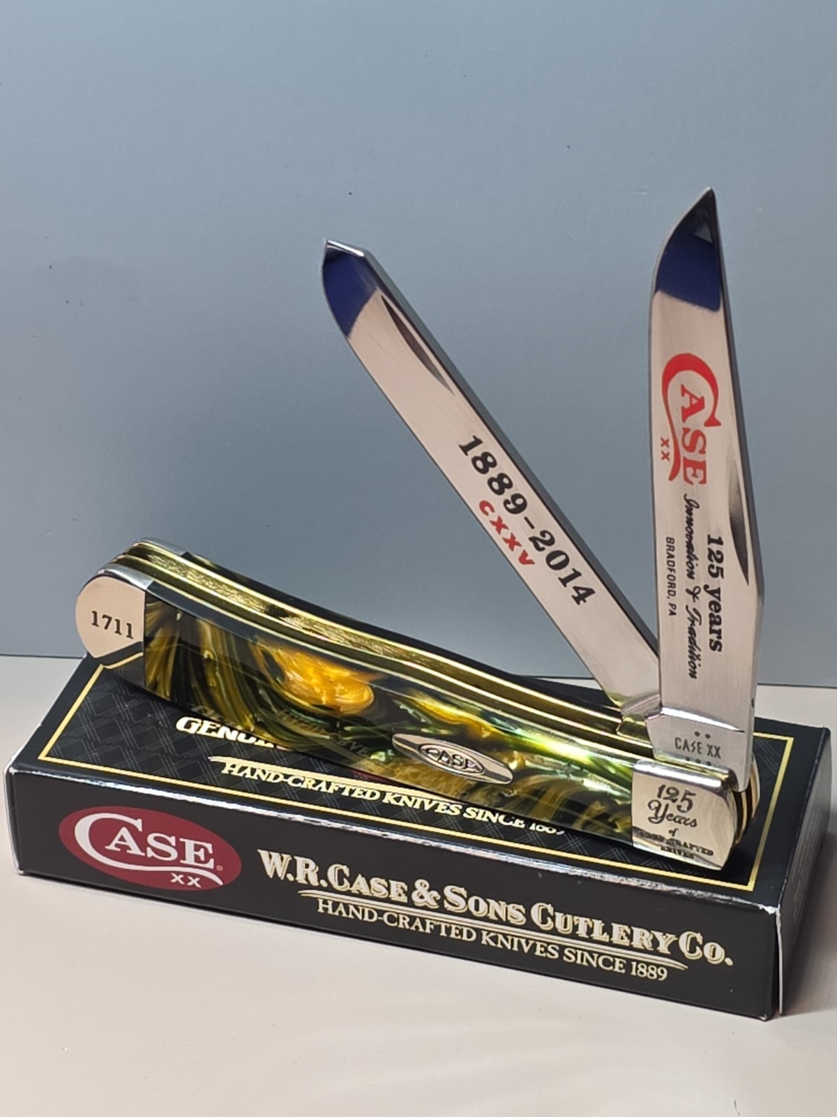Case XX 125th Anniversary Gold Corelon Trapper Folding Knife ~ Model 9254-125MM
