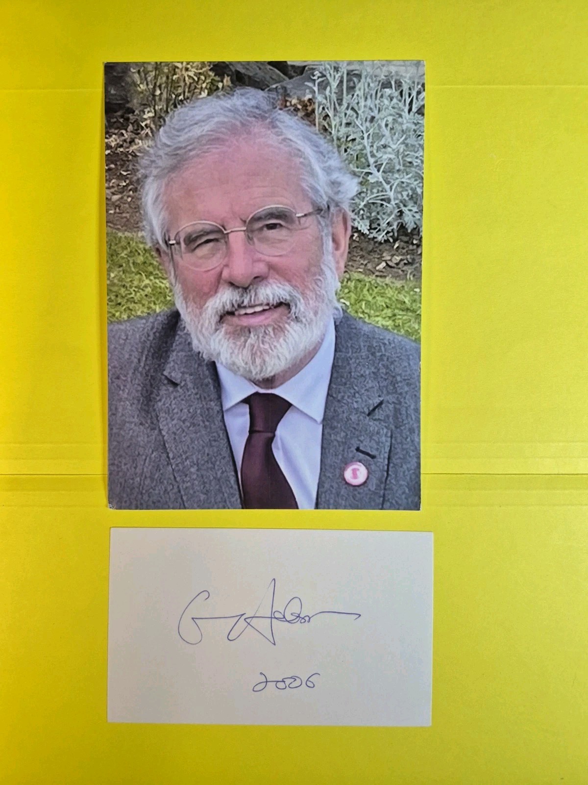 Gerry Adams SINN FEIN IRA Signed 3×5 Card. 4.75 X 7.0 Inch Un-signed photo