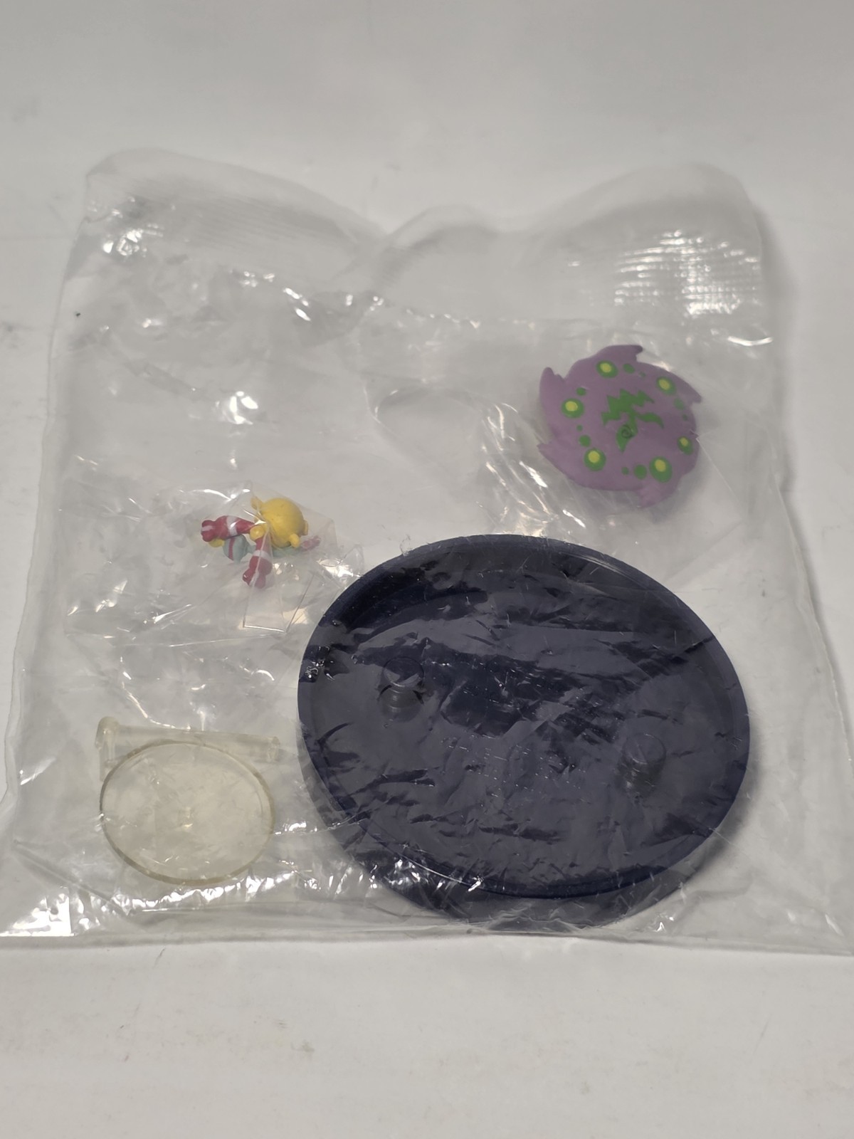 Takara Tomy Pokemon Zukan DP13 1/40 Scale Figure Chingling Chimecho Spiritomb