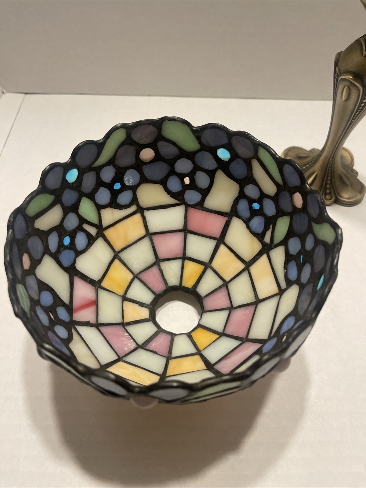 PartyLite Hydrangea Stained Glass Tiffany Style Shade Tealight Candle Lamp Fairy