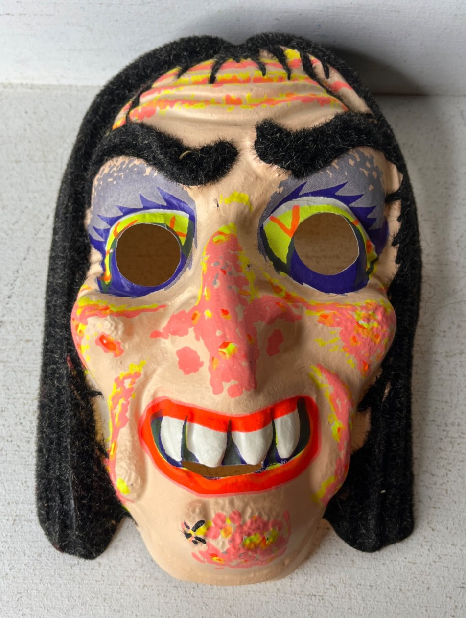 VTG 1960s 1970s Ben Cooper Plastic Flocked Witch Halloween Mask