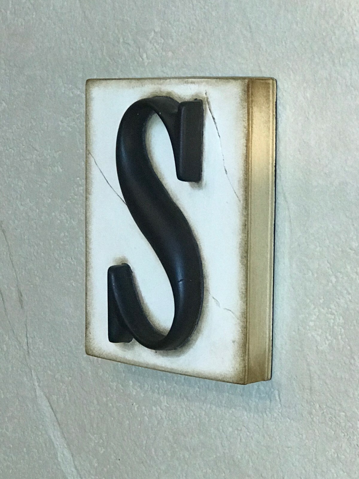 Sid Dickens Memory Tile Wall Hanger – Box of 15