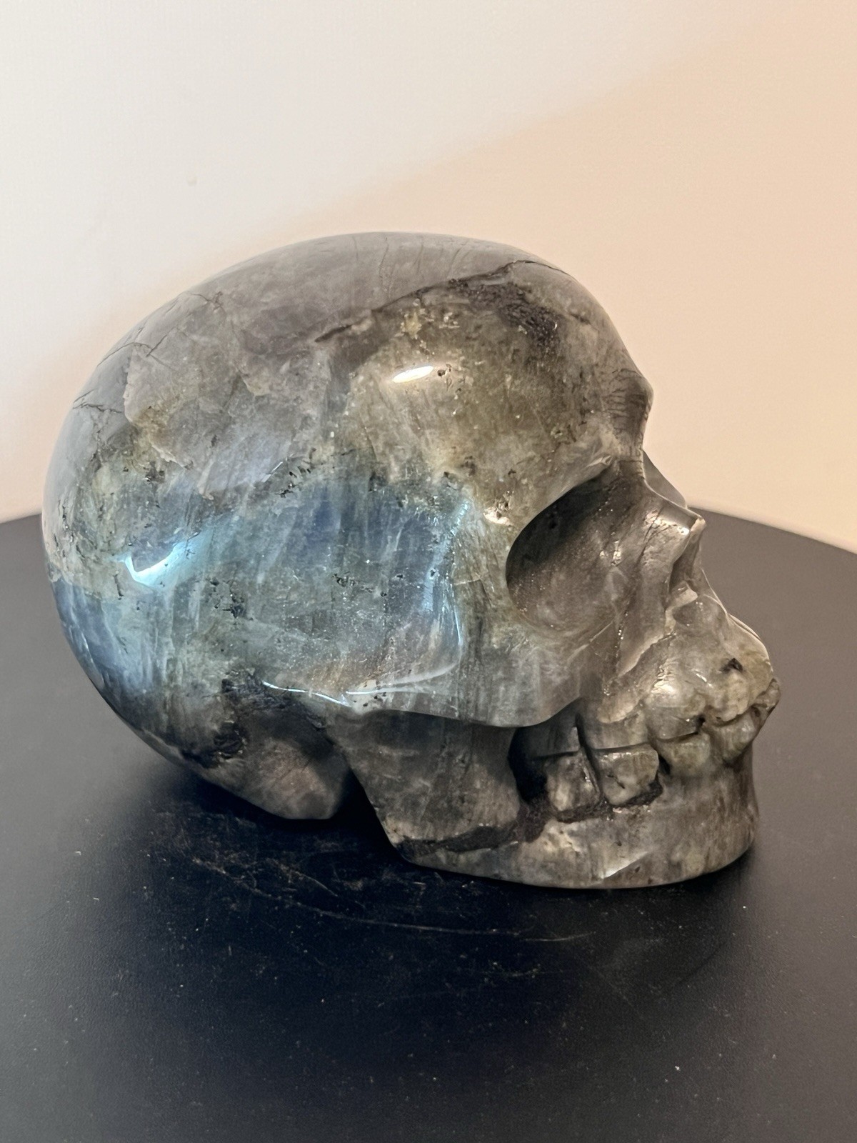 Labradorite Skull w/Flash (1-lb 3.8-oz)