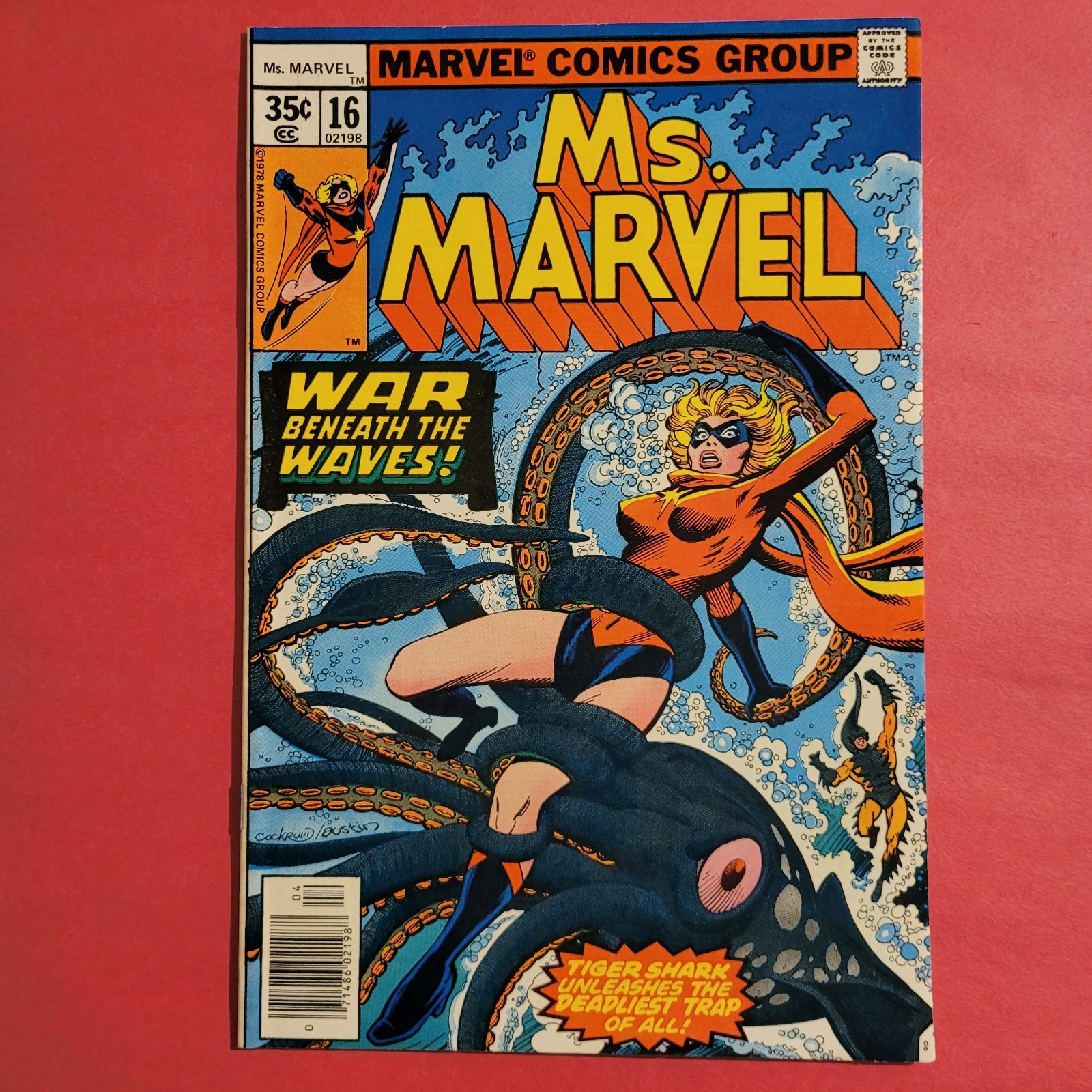 Ms. Marvel #16 (1978) Newsstand- Beautiful Key! NM 1st Appearance of Mystique