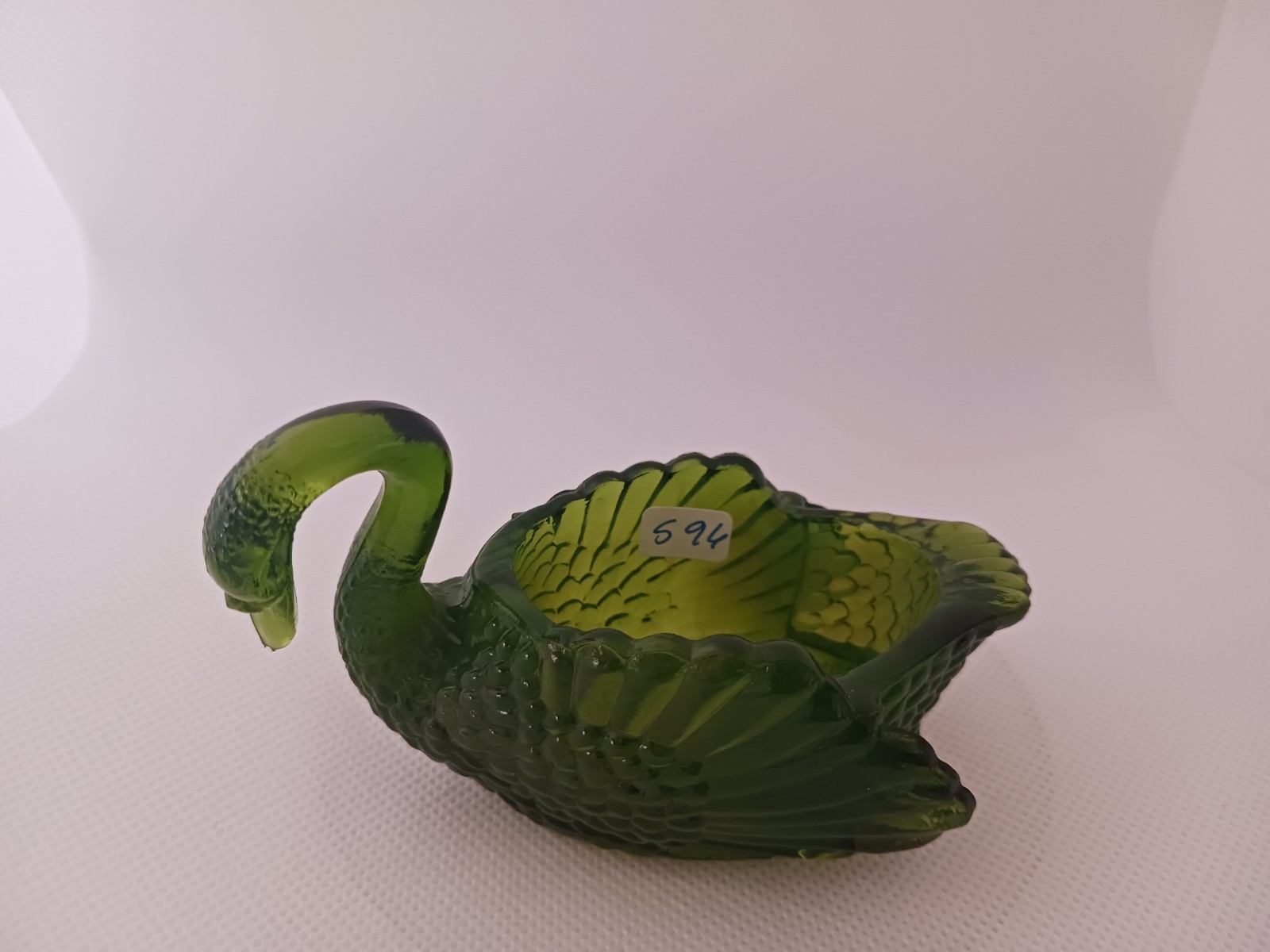 BOYD GLASS OPALESCENT GREEN SWAN OPEN SALT CELLAR DISH B w diamond NO LINES #S96