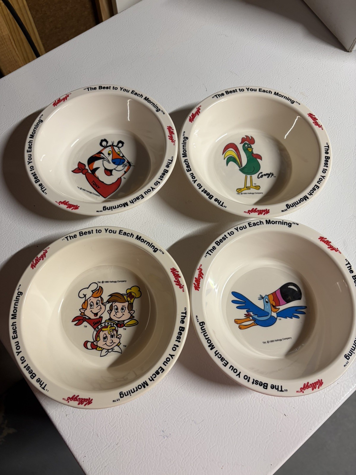 Complete Collector’s Set of 4 Kellogg’s Cereal Bowls – 1995 – NEVER USED